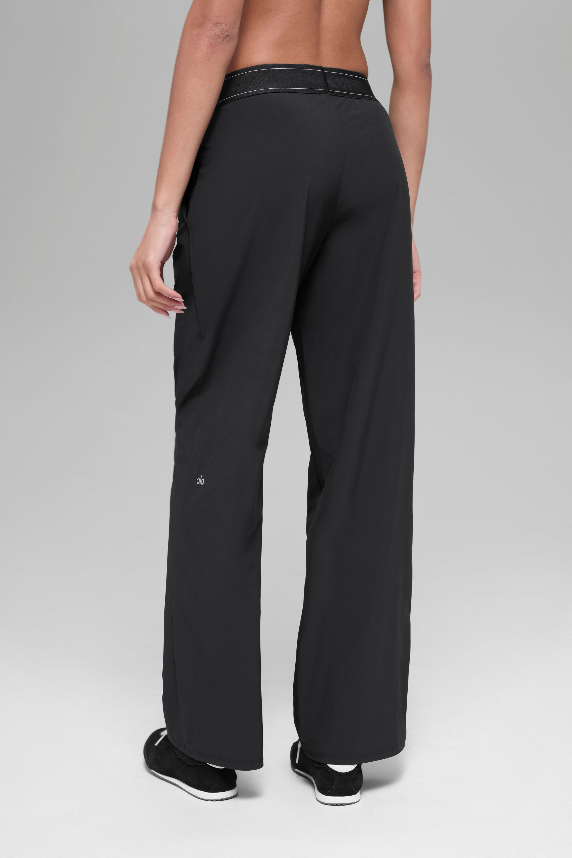 Alo Yoga Suit Up Trouser (Long) - Black