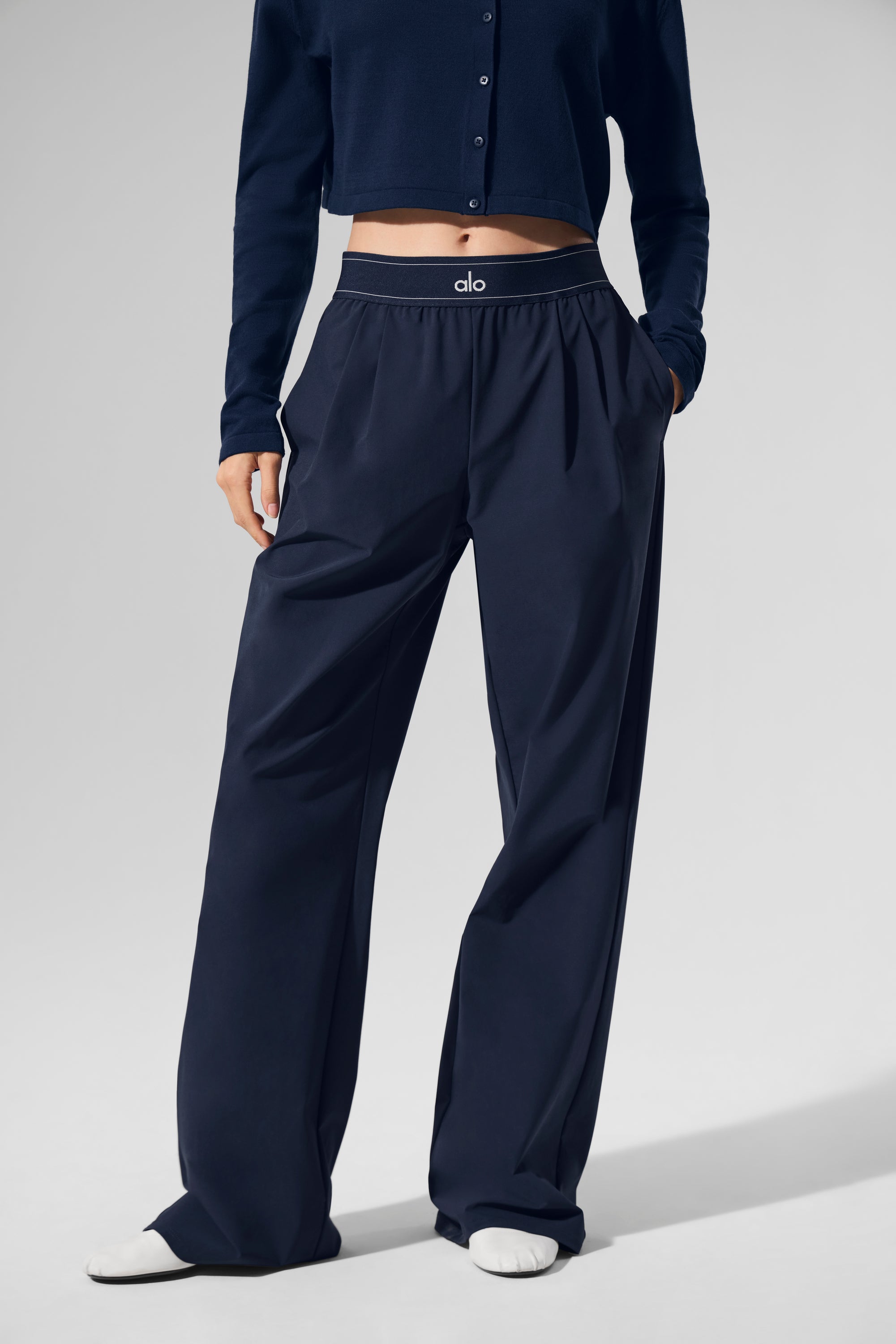Alo Yoga Suit Up Trouser (Long) - Navy