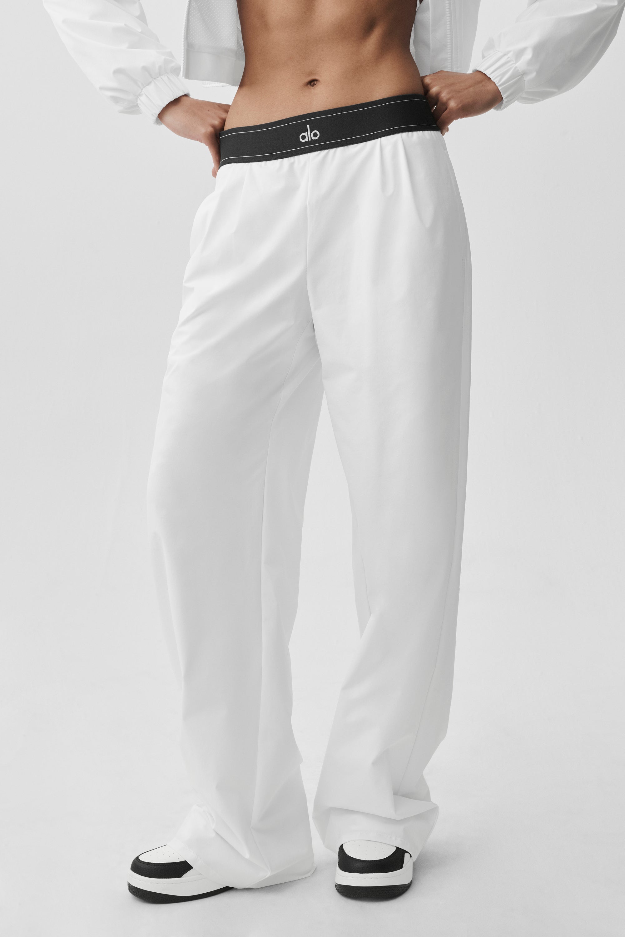Alo Yoga Suit Up Trouser (Long) - White/Black