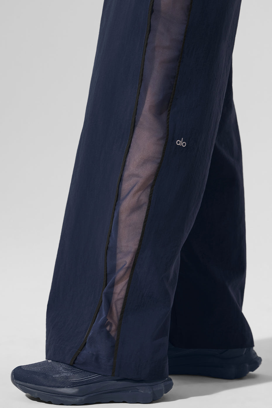 Alo Yoga High-Waist Origin Wide Leg Track Pant - Navy/Black