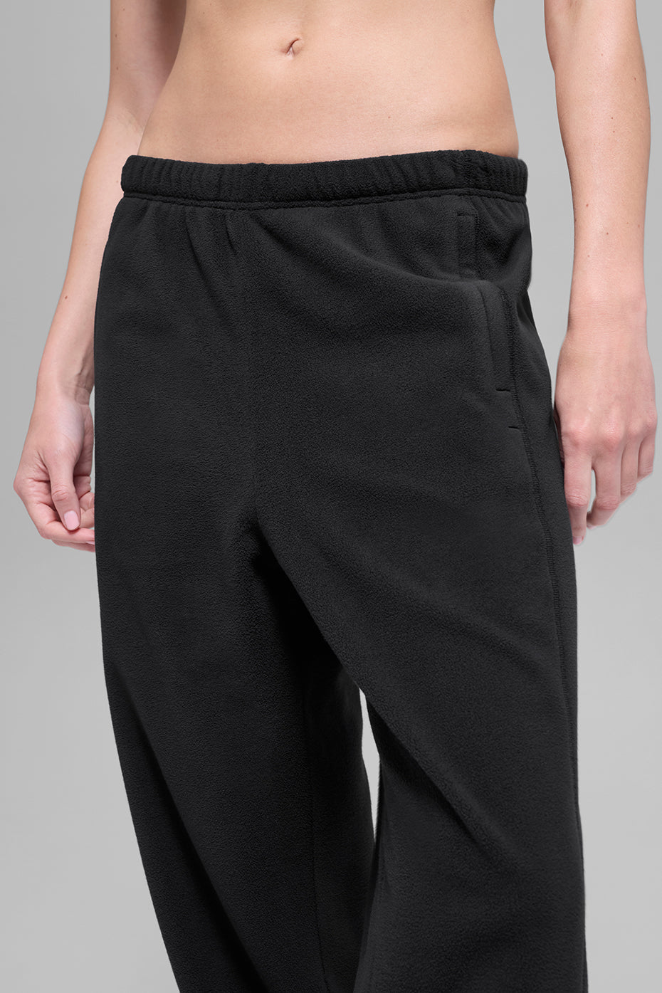 Alo Yoga Polar Fleece High-Waist Retreat Jogger - Black