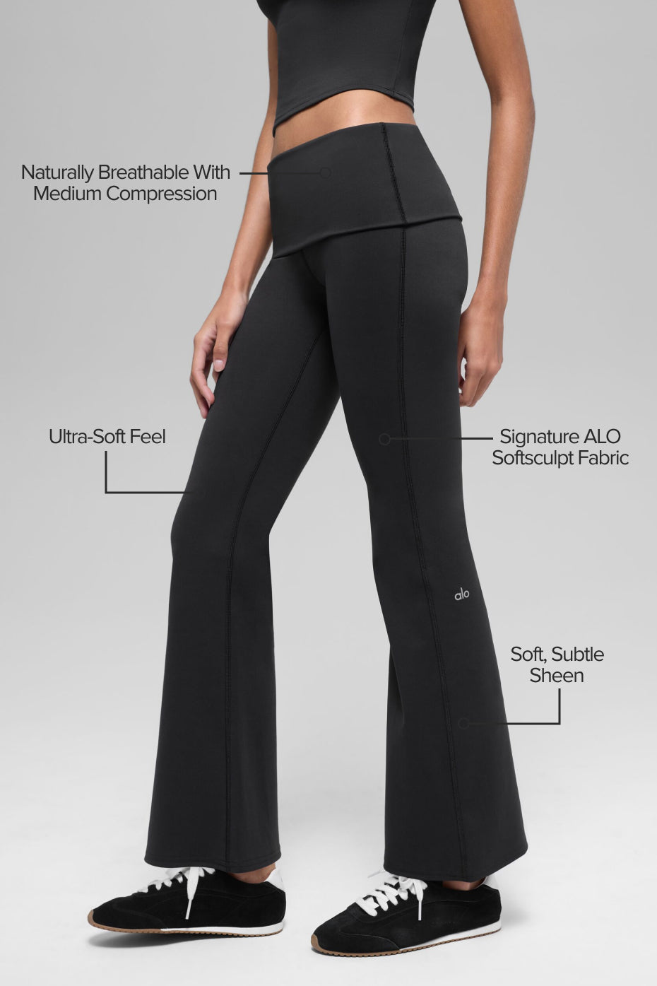 Alo Yoga ALO Softsculpt Foldover Flare Legging (Short) - Black