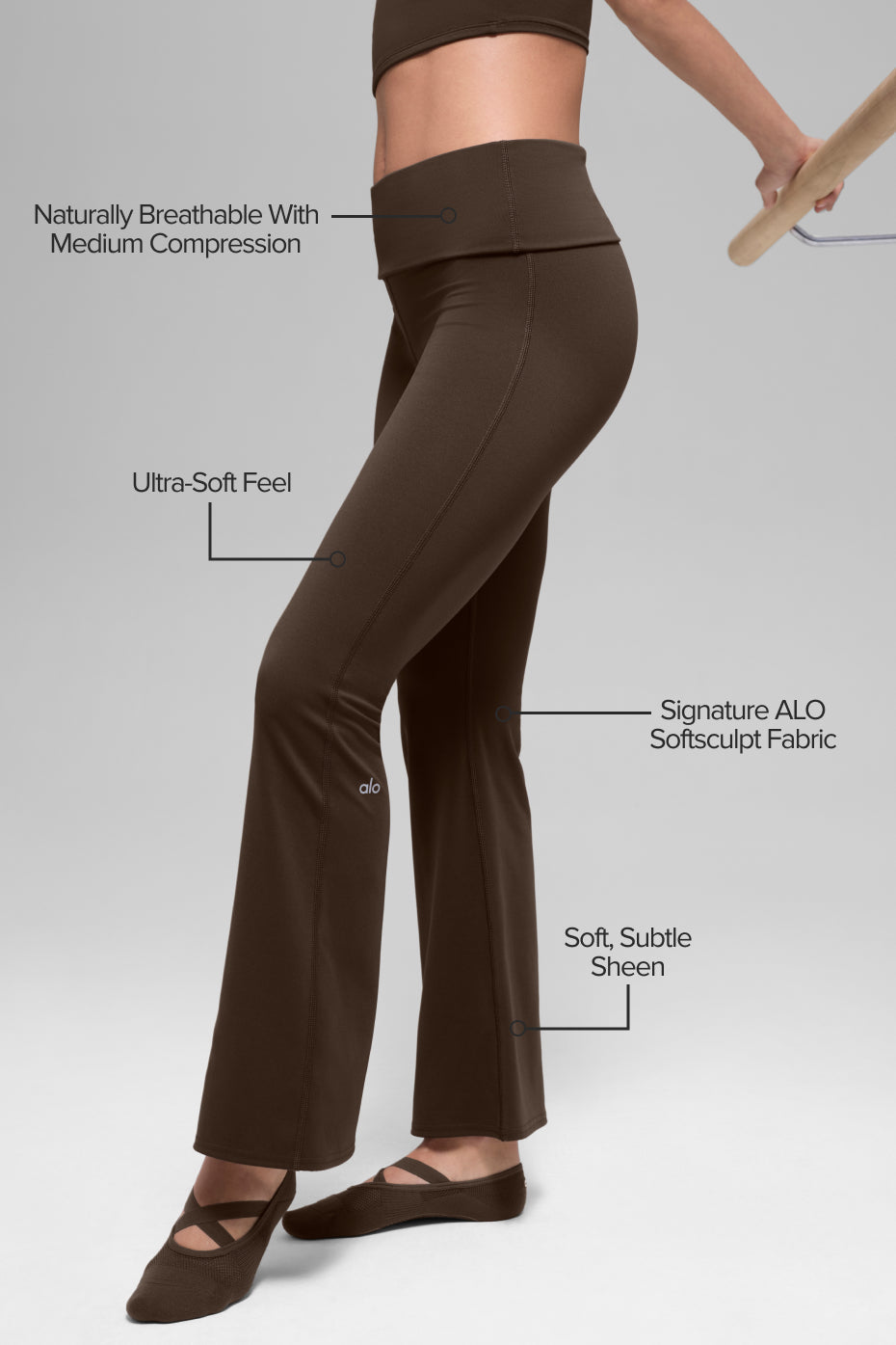 Alo Yoga ALO Softsculpt Foldover Flare Legging (Short) - Espresso