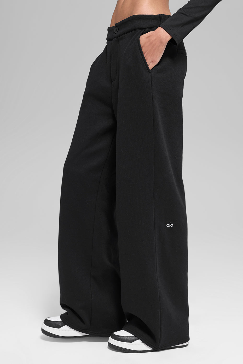 Alo Yoga High-Waist Sweatpant Trouser - Black