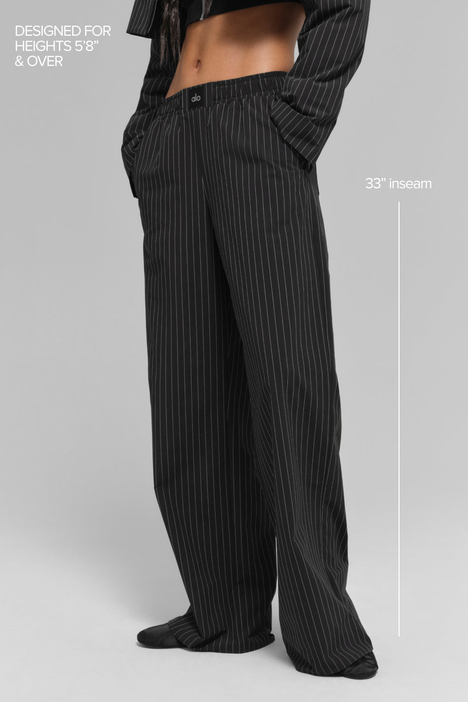 Alo Yoga Pinstripe Daylight Boxer Pant (Long) - Black/Titanium