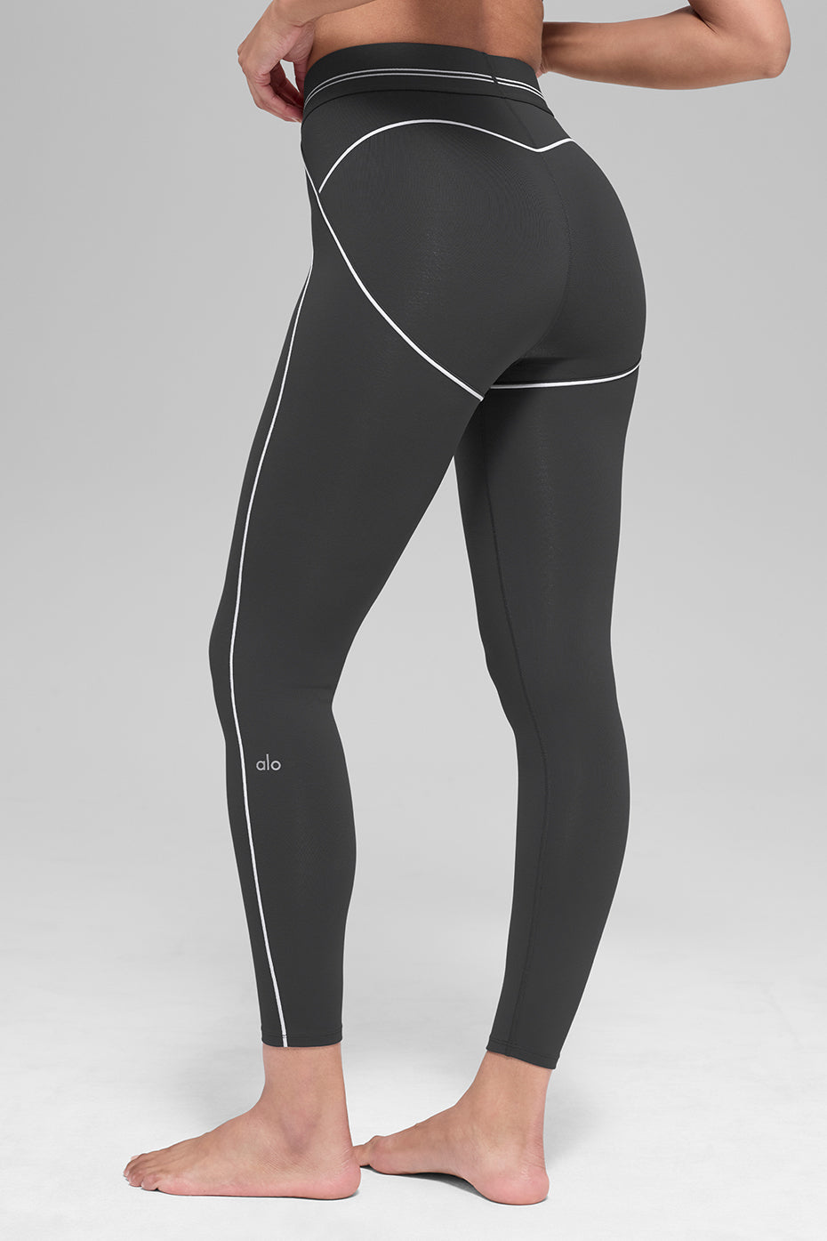 Alo Yoga Airbrush High-Waist 7/8 Heart Throb Legging - Anthracite/White