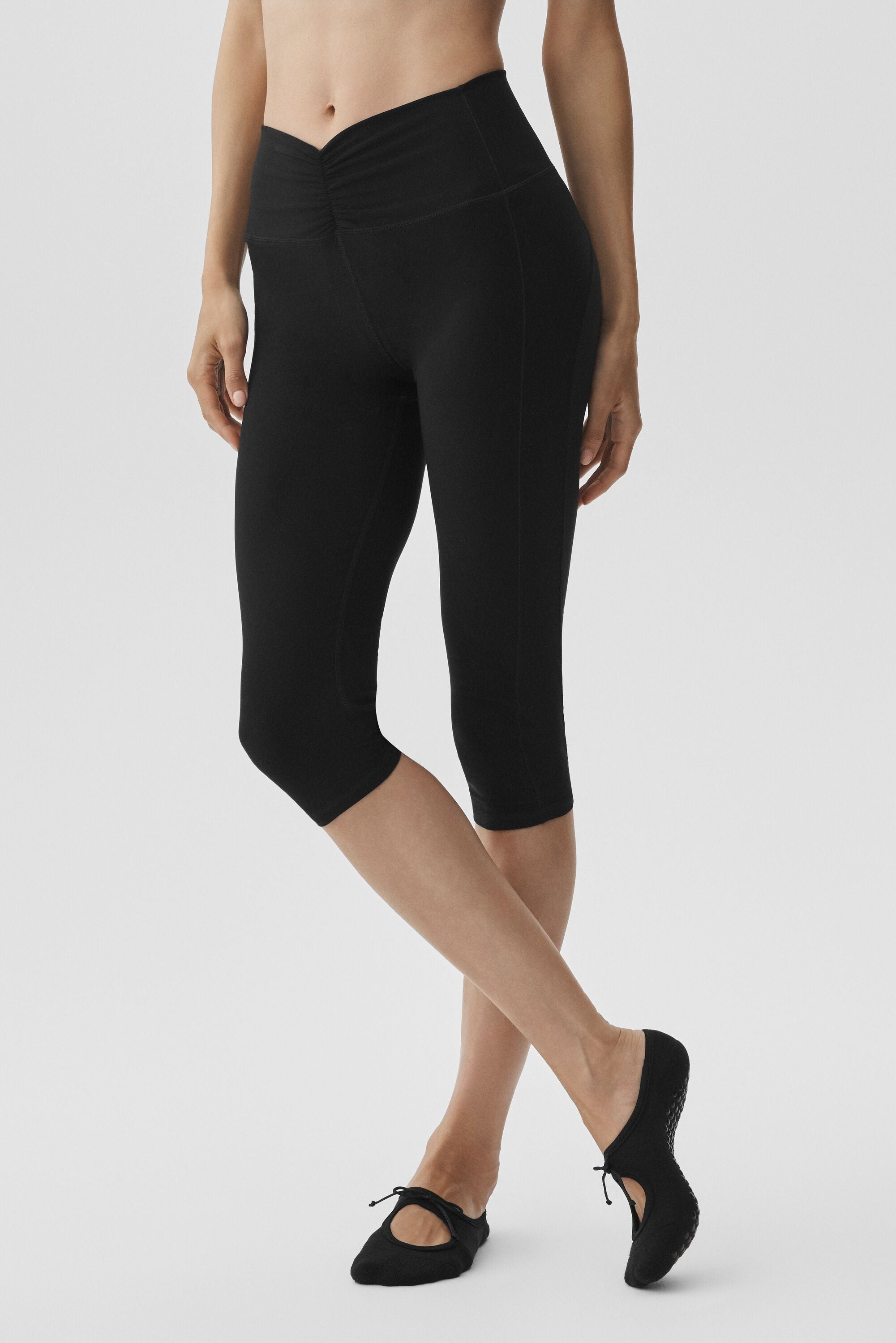 Alo Yoga Alosoft High-Waist Intuition Capri - Black