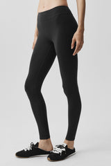 Alo Yoga Airbrush Mid-Rise 7/8 Legging - Black