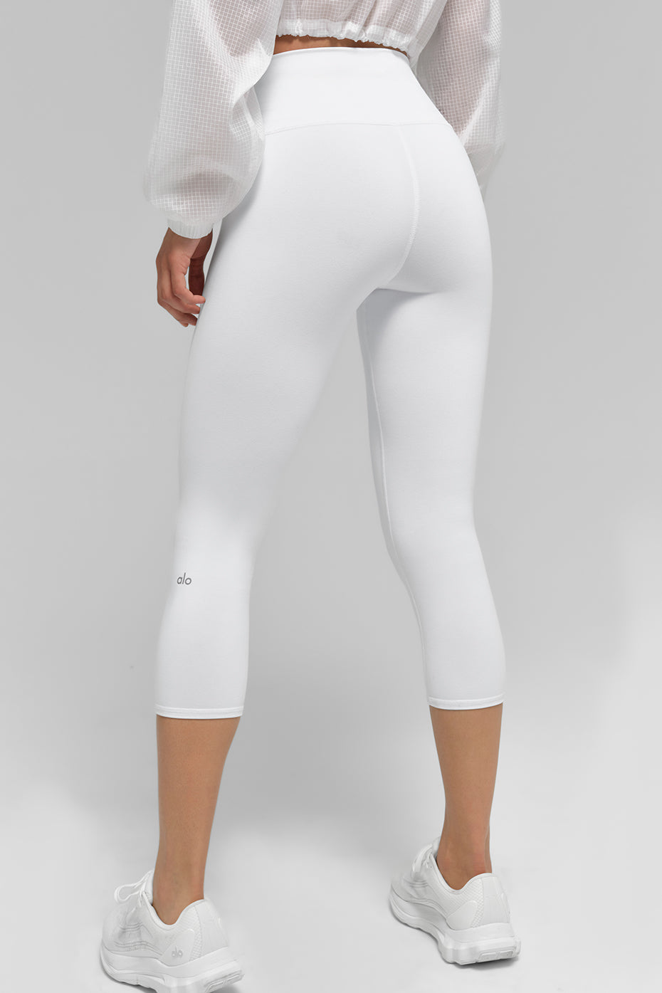 Alo Yoga High-Waist Airbrush Capri - White