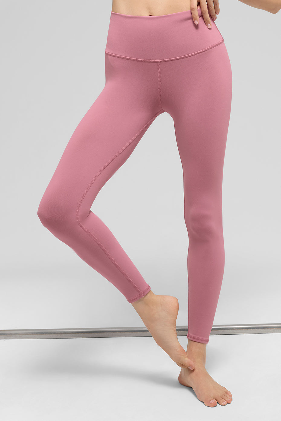Alo Yoga 7/8 High-Waist Airbrush Legging - Pink Wild Rose