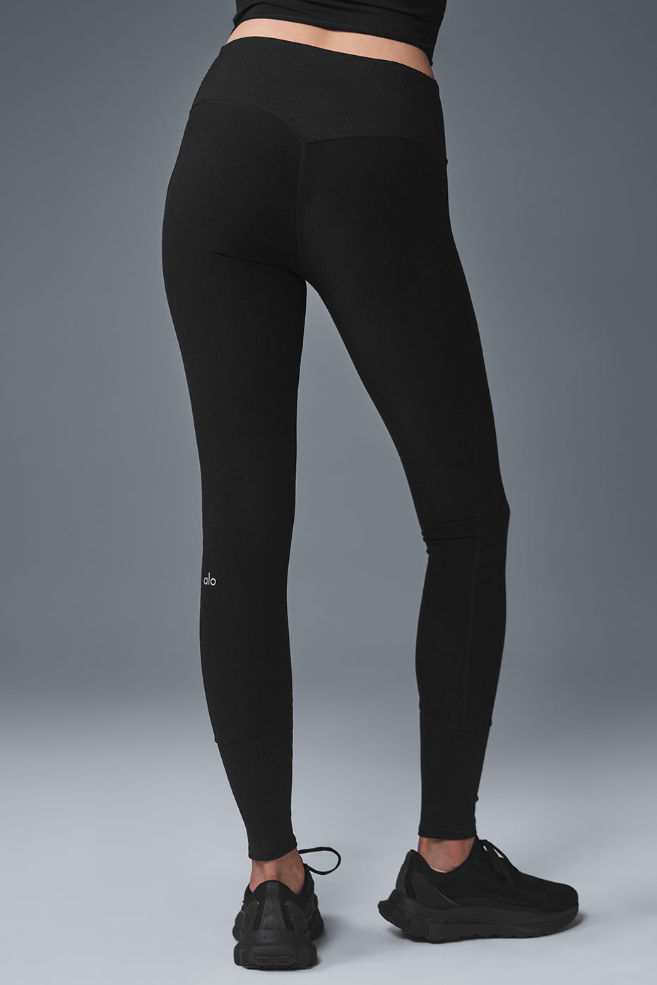 Alo Yoga High-Waist Alosoft Lounge Legging - Black