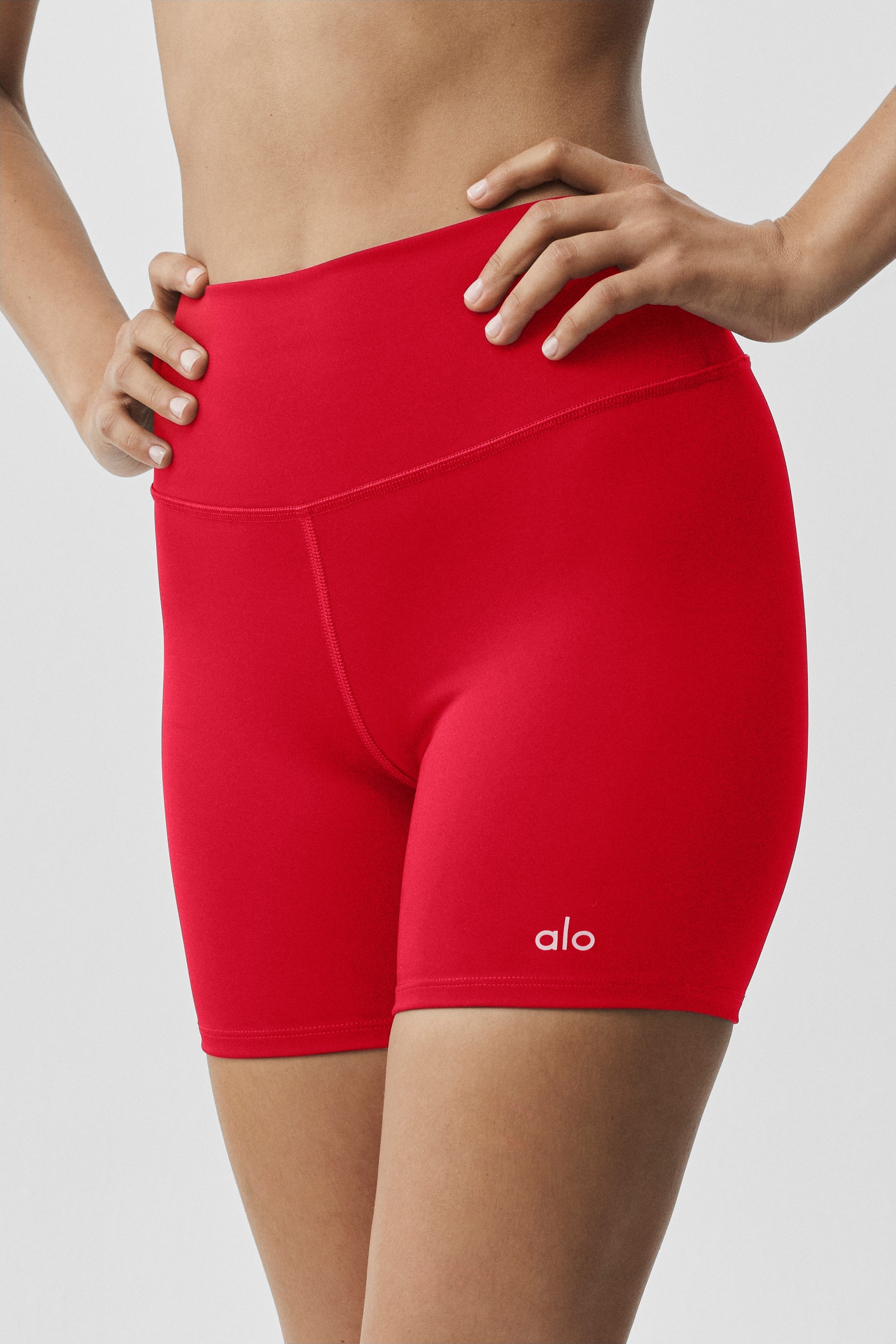 Alo Yoga 5" Airlift Energy Short - Bright Red