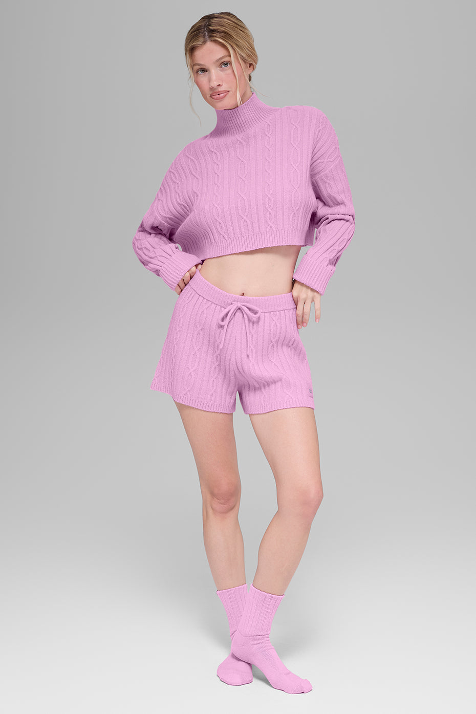Alo Yoga Cable Knit Winter Bliss Short - Candy Heart Pink