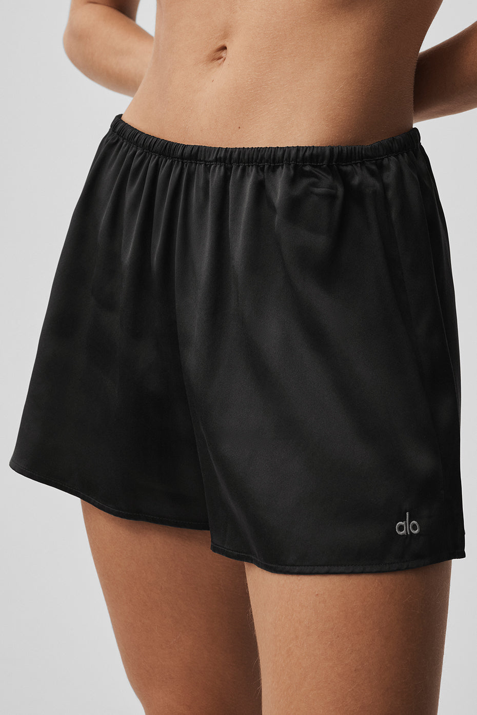 Alo Yoga Silk Luminous Short - Black