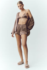 Alo Yoga Silk Luminous Short - Alpine Cocoa