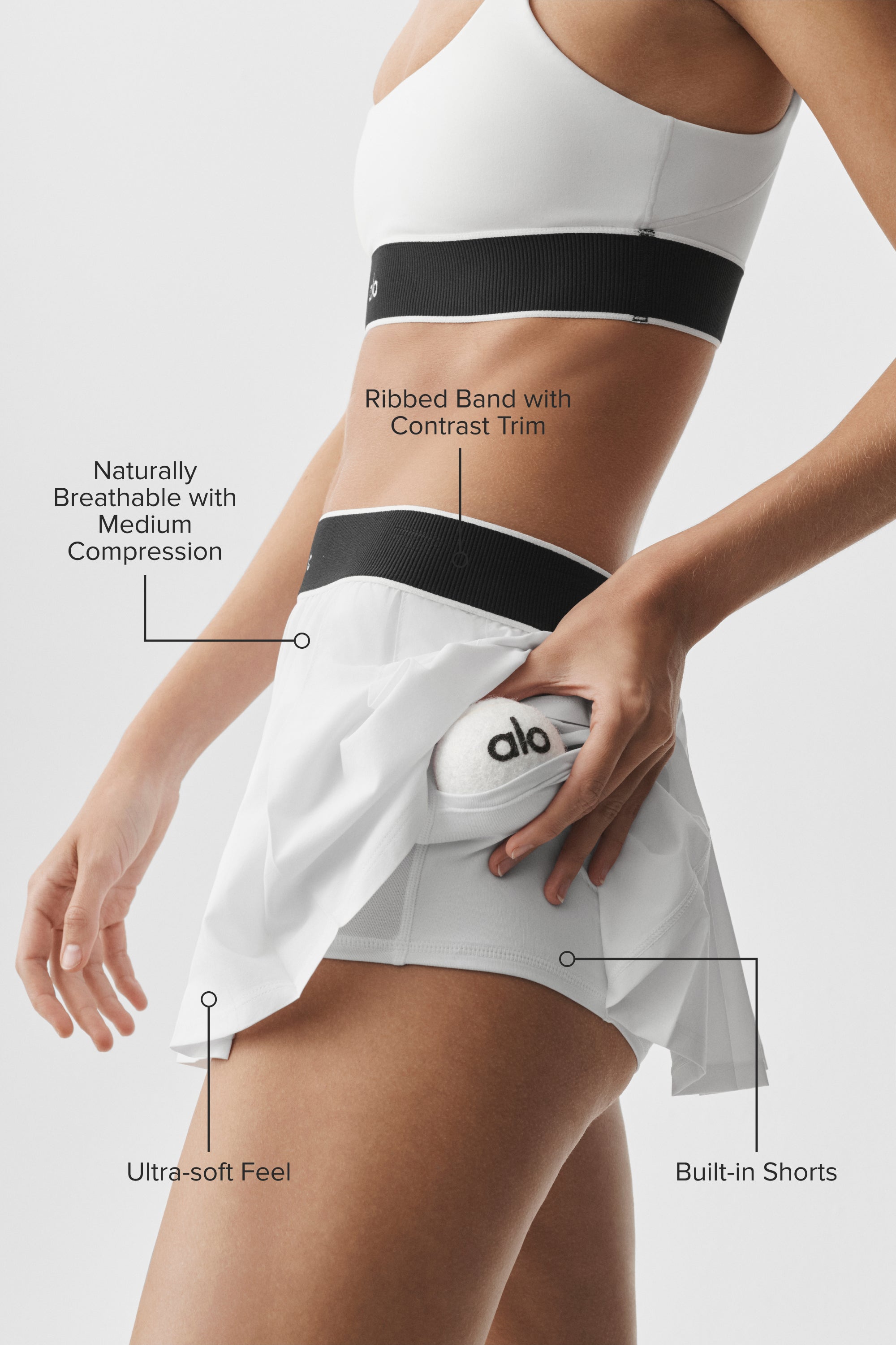 Alo Yoga Low-Rise Amp It Up Tennis Skirt - White