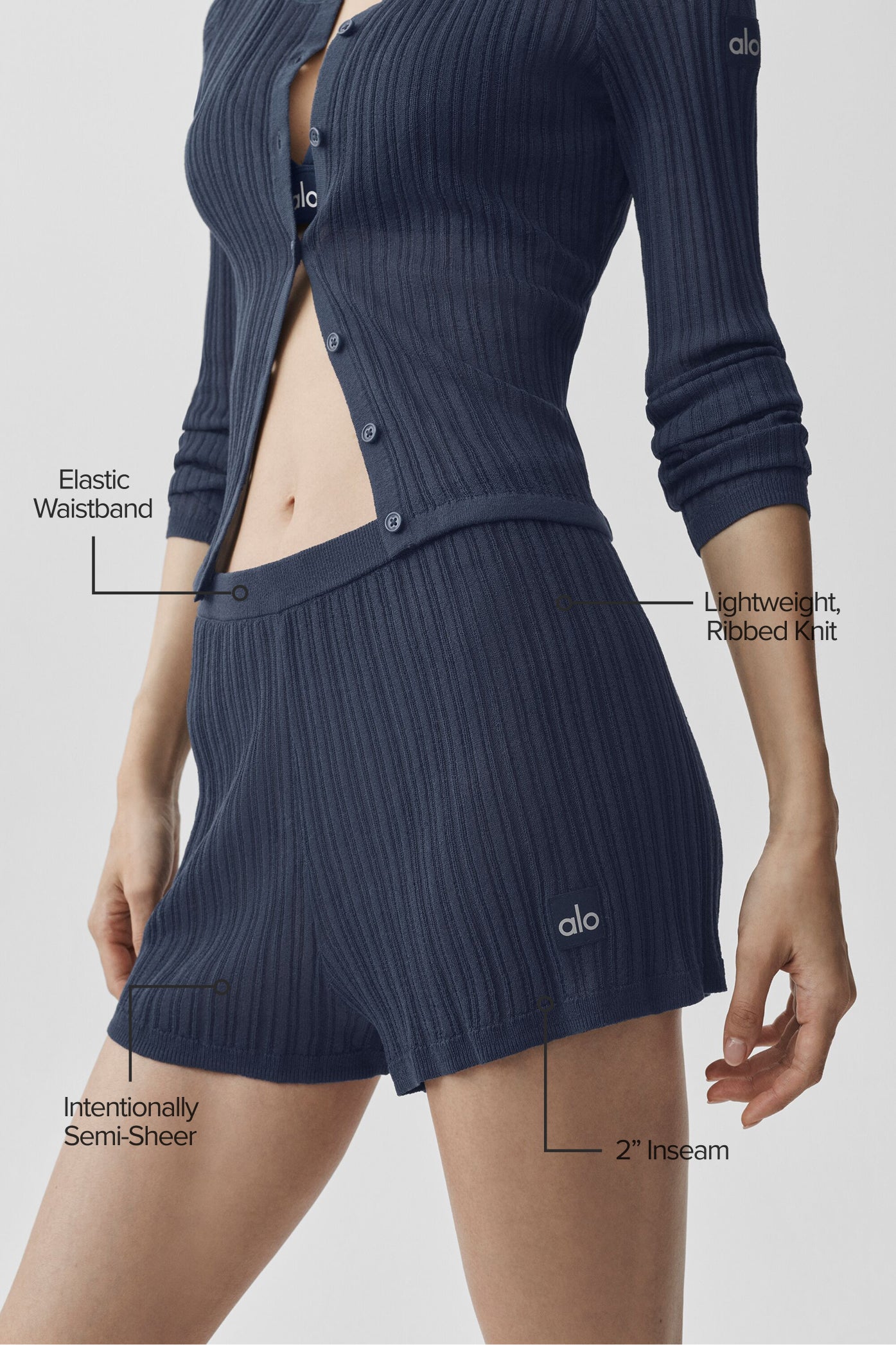 Alo Yoga Sweater High-Waist Sunlit Short - Navy