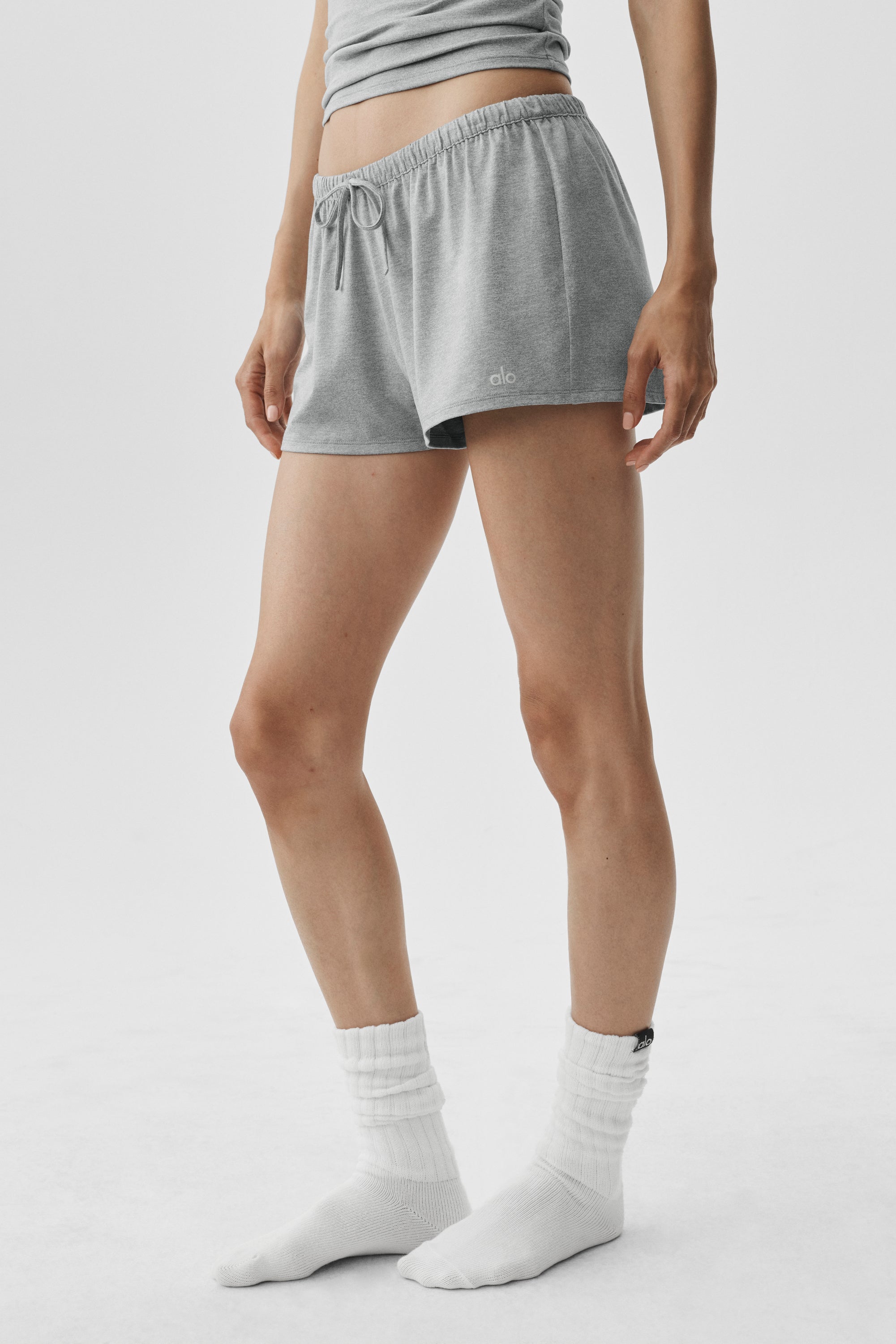 Alo Yoga Alosoft Low-Rise Finesse Short - Vintage Athletic Heather