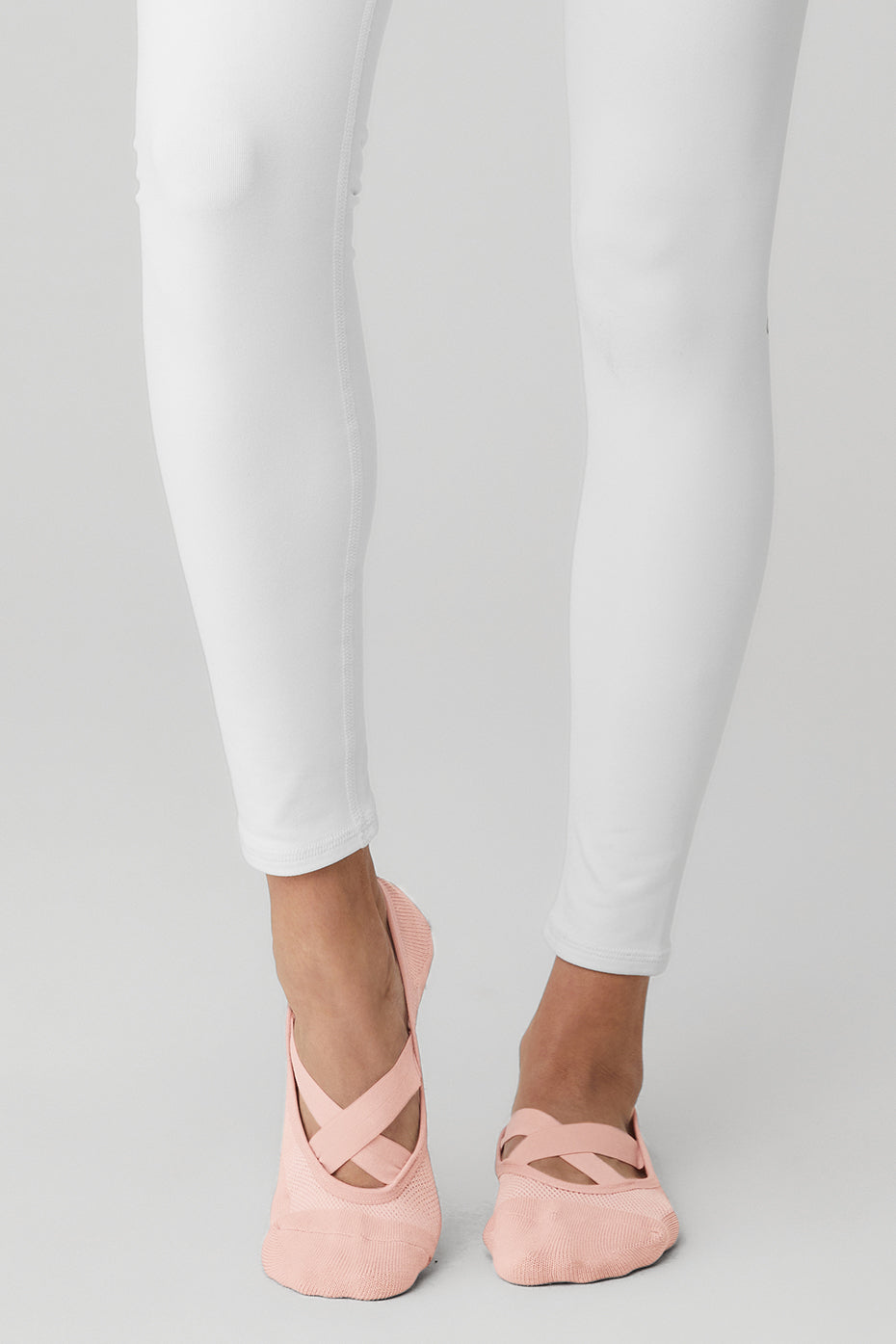 Alo Yoga Women's Pivot Barre Sock - Pale Mauve