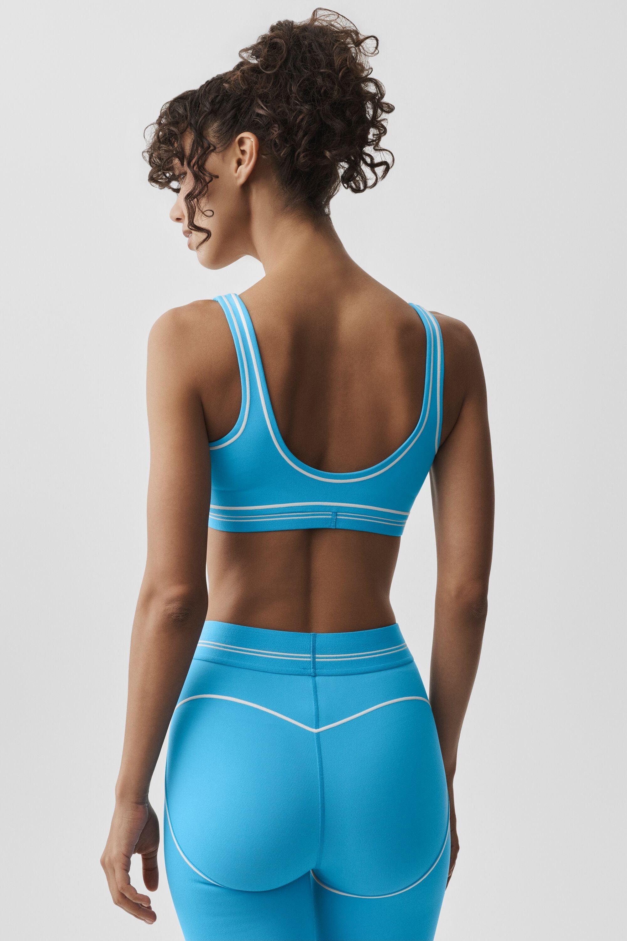 Alo Yoga Airbrush Heart Throb Bra - Azure Blue/White