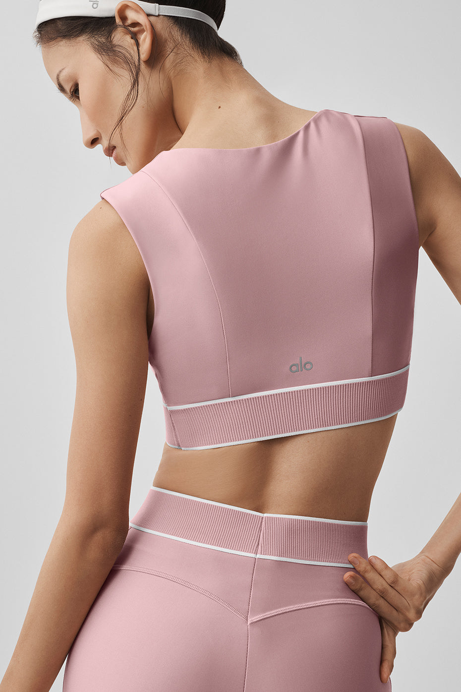Alo Yoga Airlift Alignment Bra - Vintage Pink/White