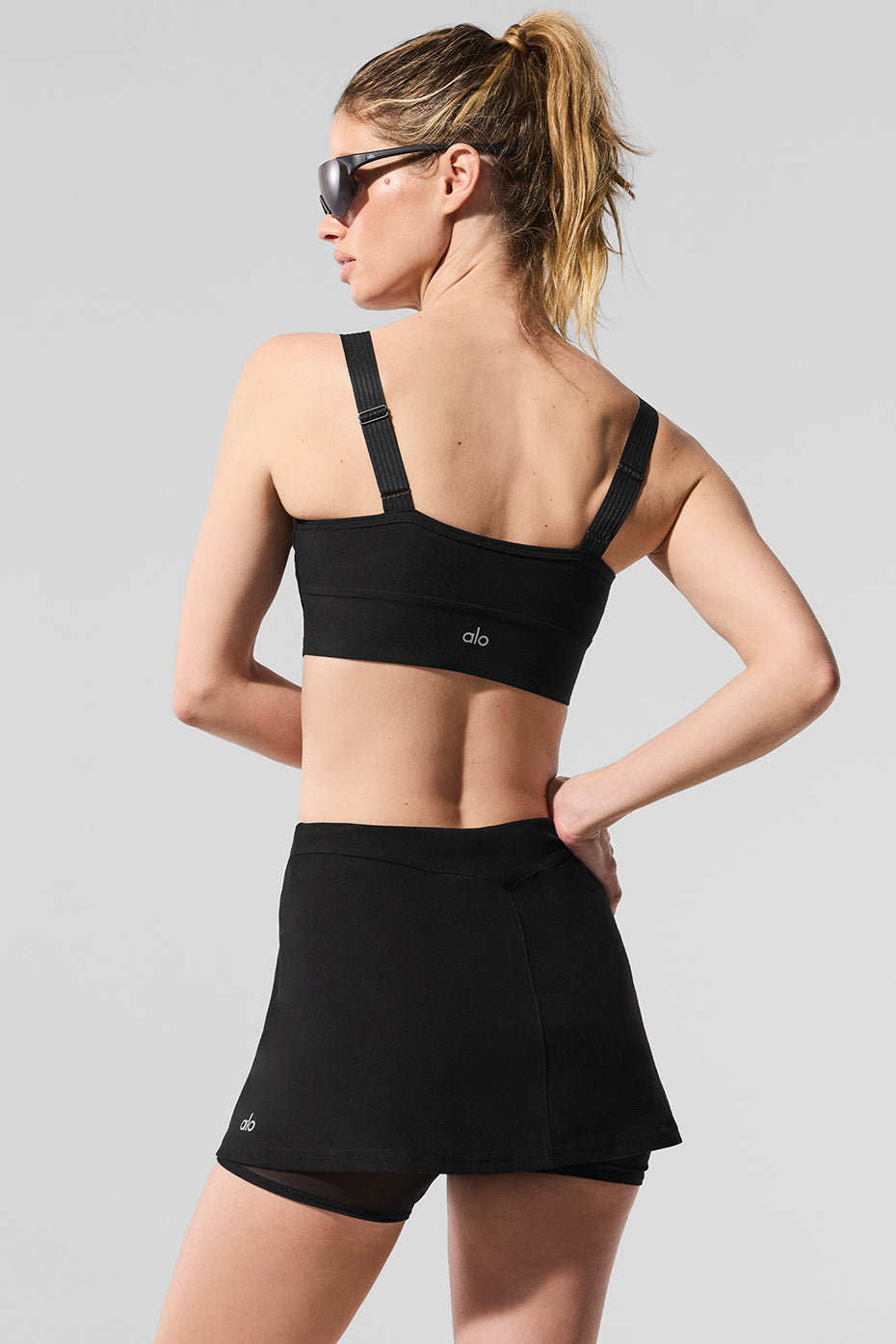 Alo Yoga Alosoft Serve It Up Bra - Black
