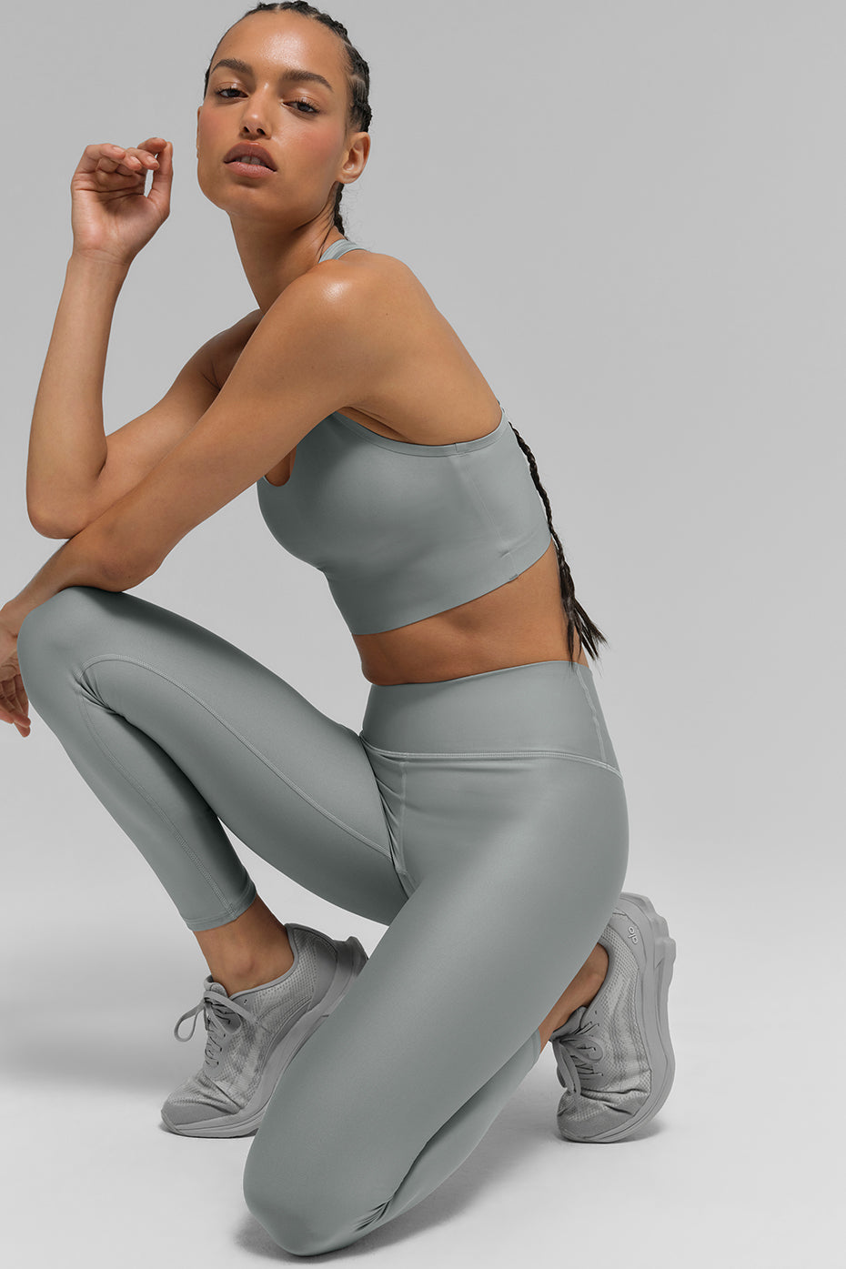 Alo Yoga Airlift Super Sleek Bra Tank - Lunar Grey
