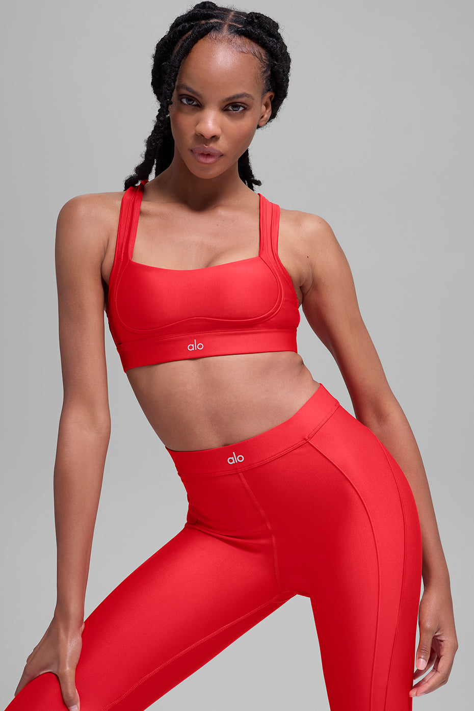 Alo Yoga Airlift Ignite Bra - Bright Red