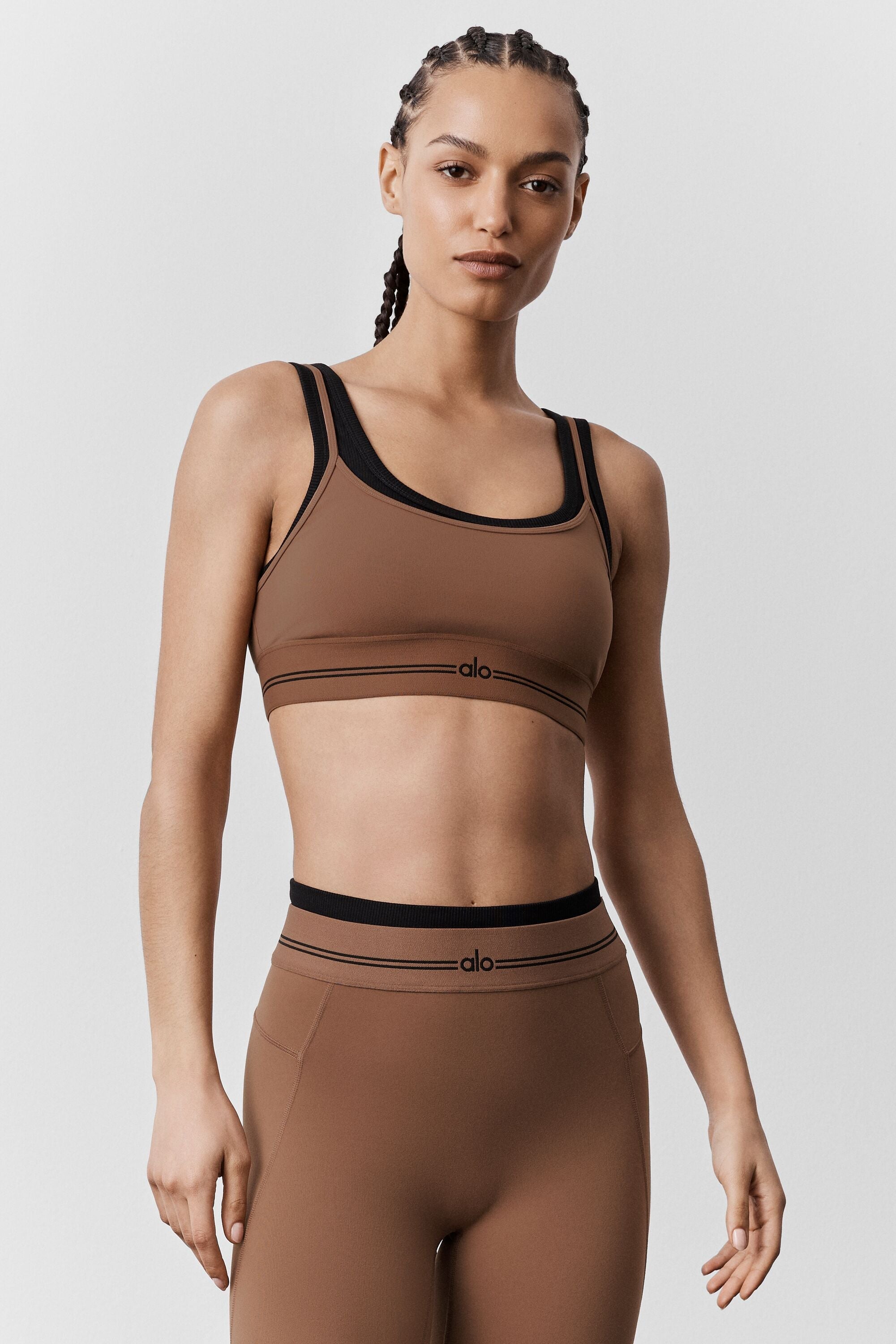 Alo Yoga Airbrush Better Together Bra - Sun Kissed Brown/Black