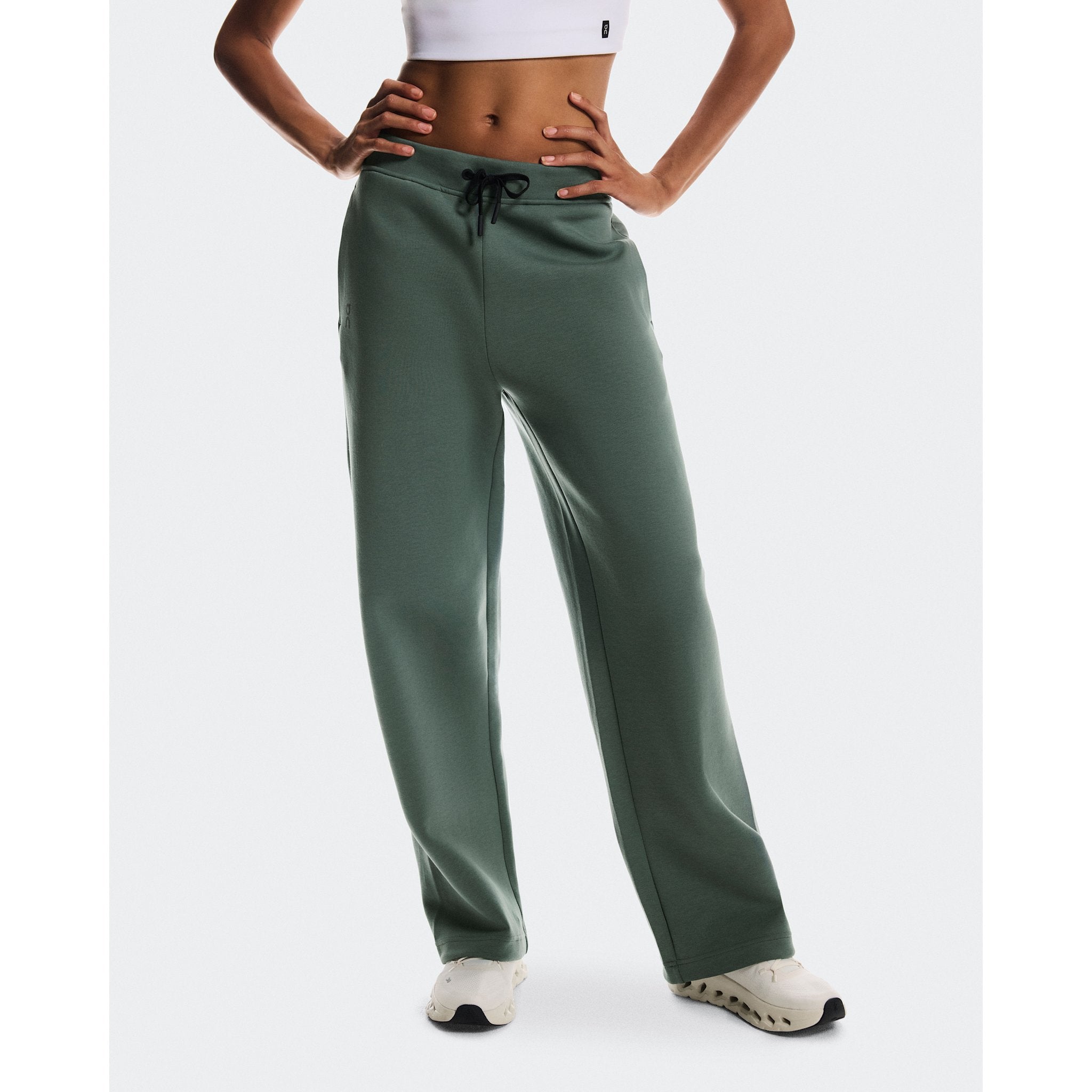 On Focus Tech Sweatpants Olive
