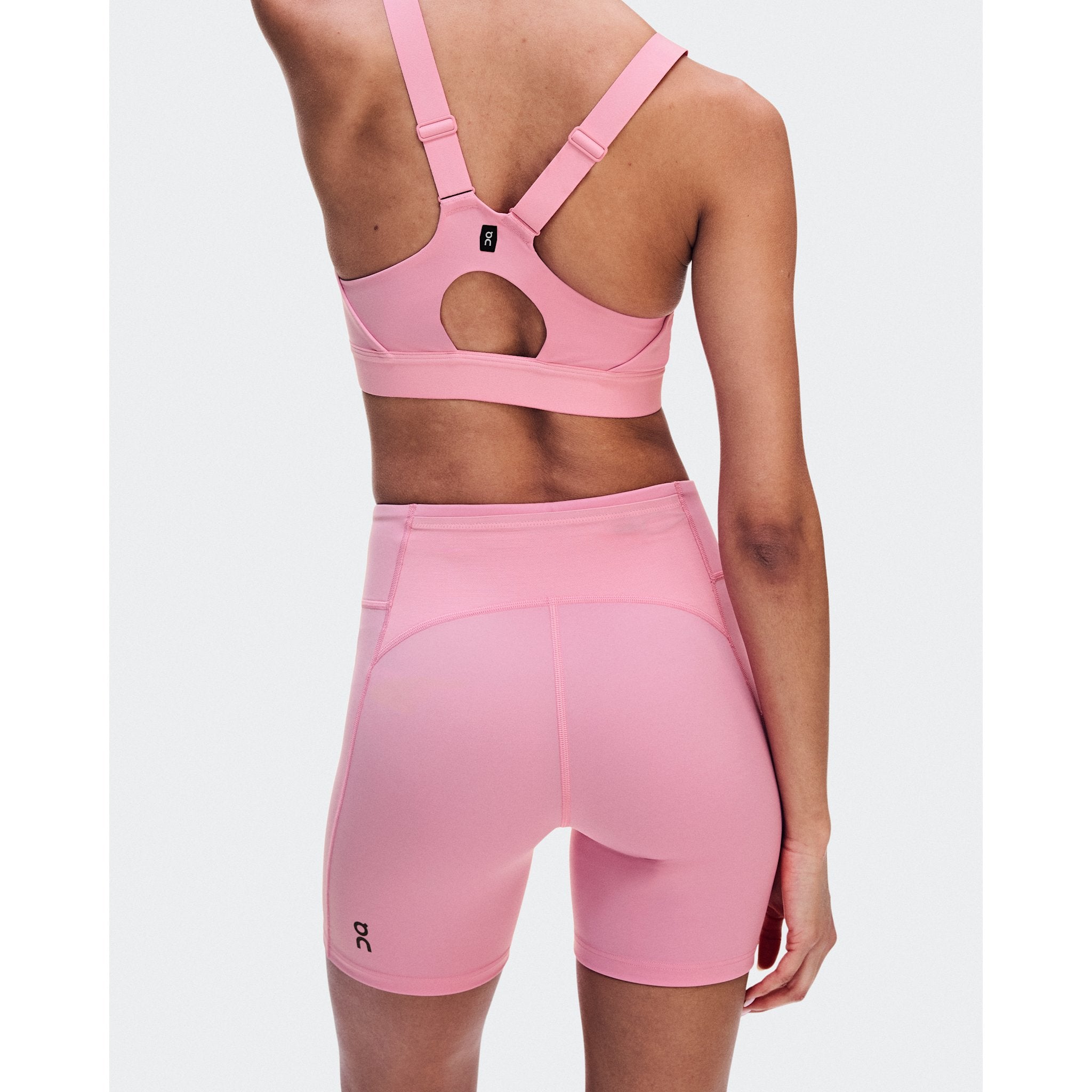 On Performance Tights Short Magnolia