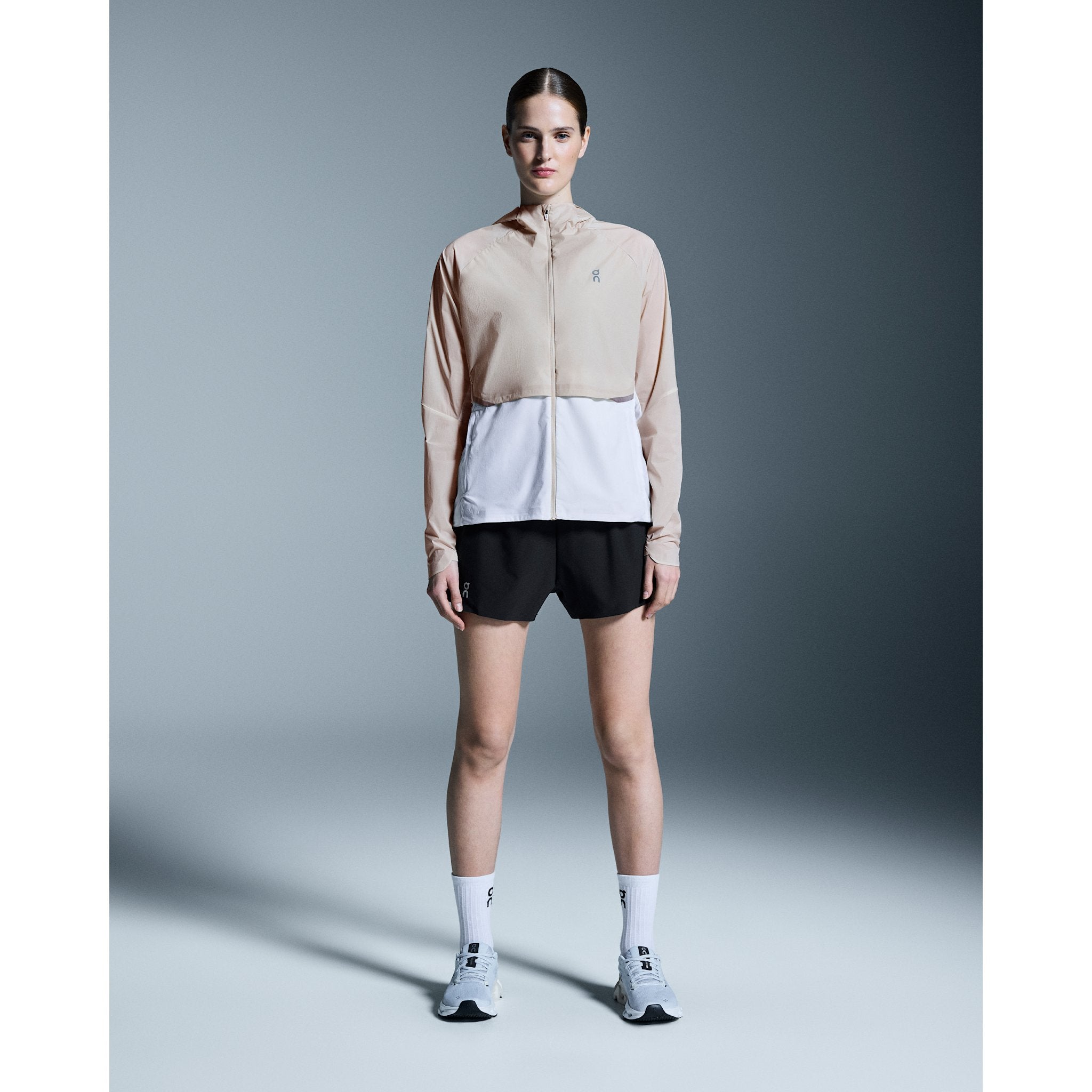 On Core Jacket Sand | White