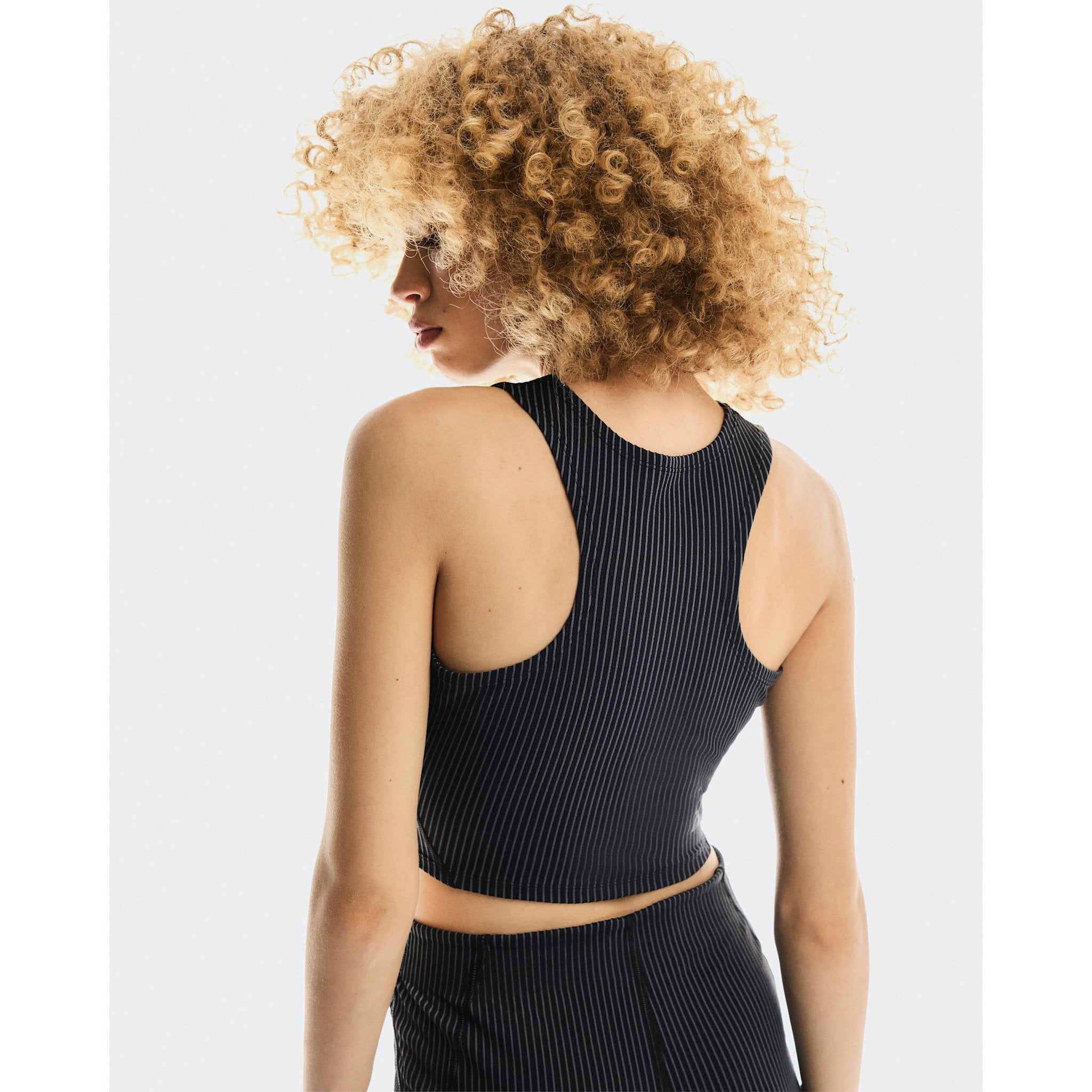 On All-Day Ribbed Crop Black | Rock