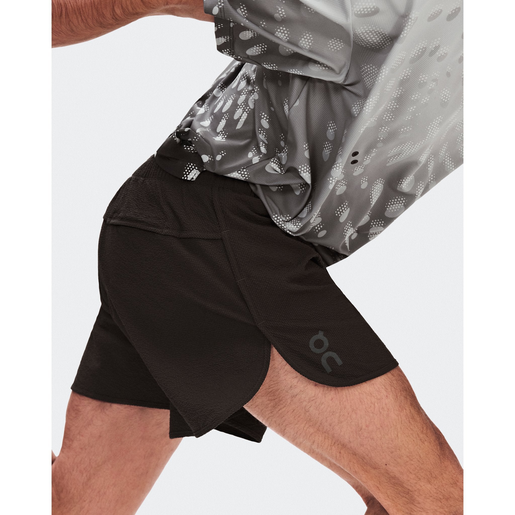 On Performance Volt Shorts Espresso