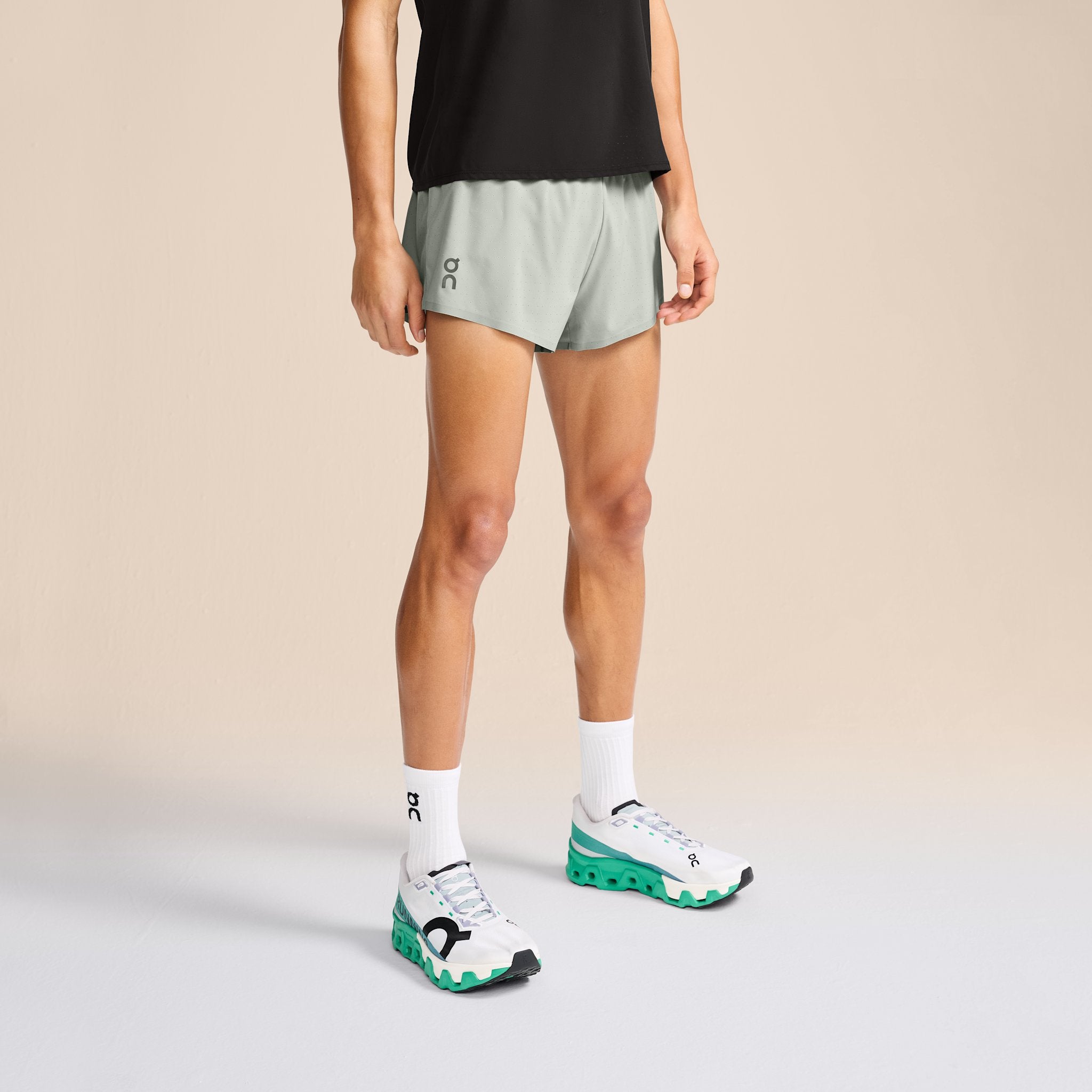 On Race Shorts Iron