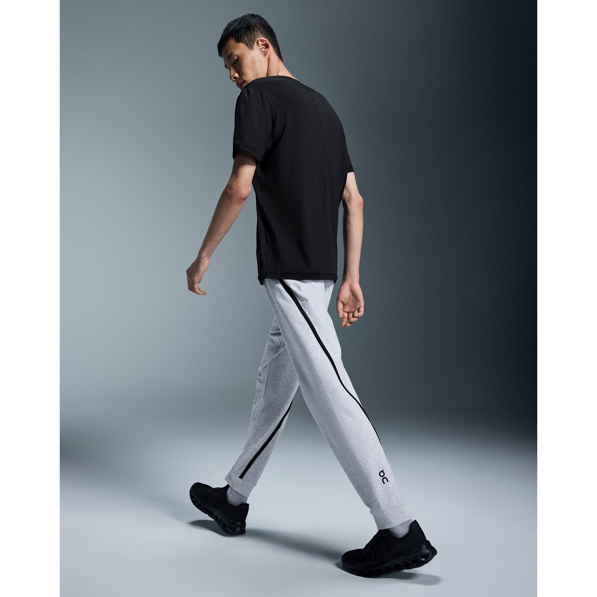 On Studio Joggers Crater