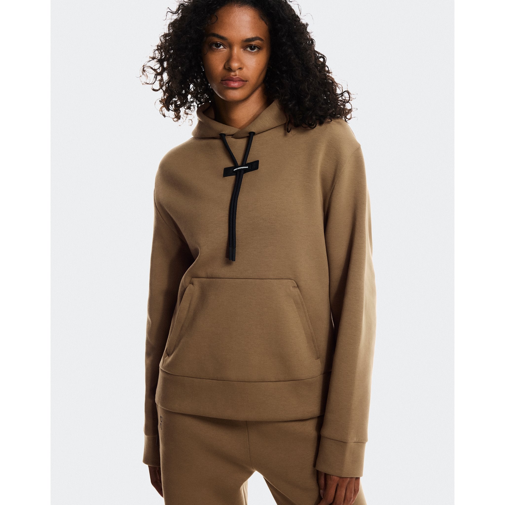 On Focus Tech Hoodie Nutmeg