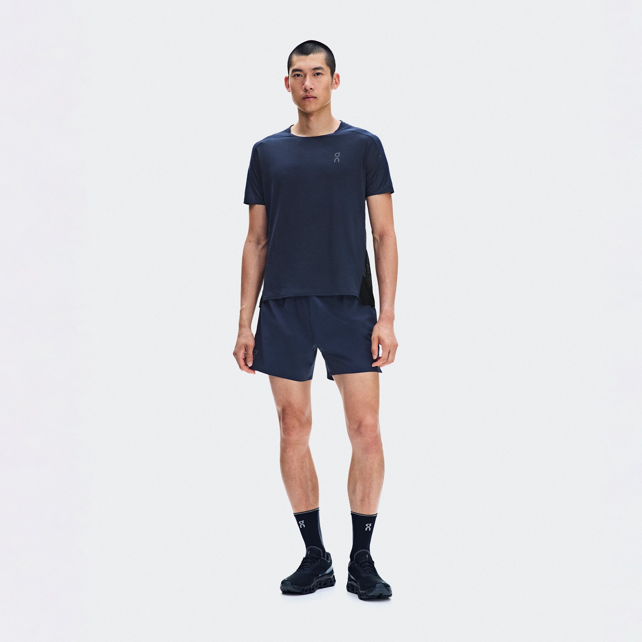 On 5" Performance Shorts Midnight