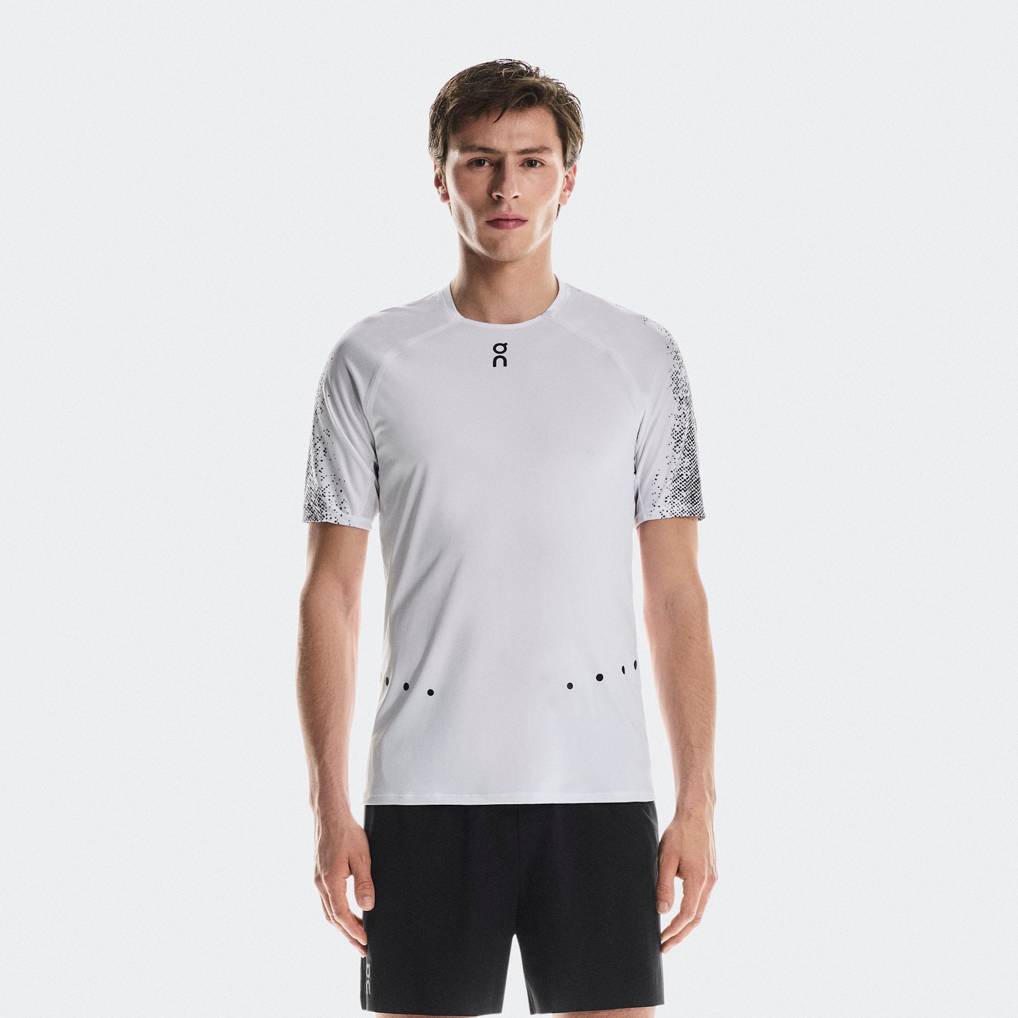 On Ultra-T White | Iron