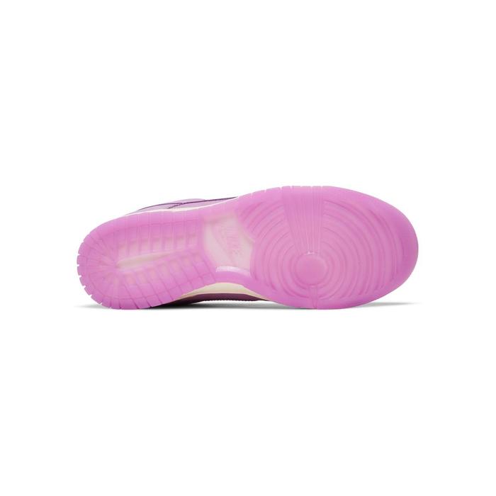 Nike Wmns Dunk Low Premium 'Rush Fuchsia'