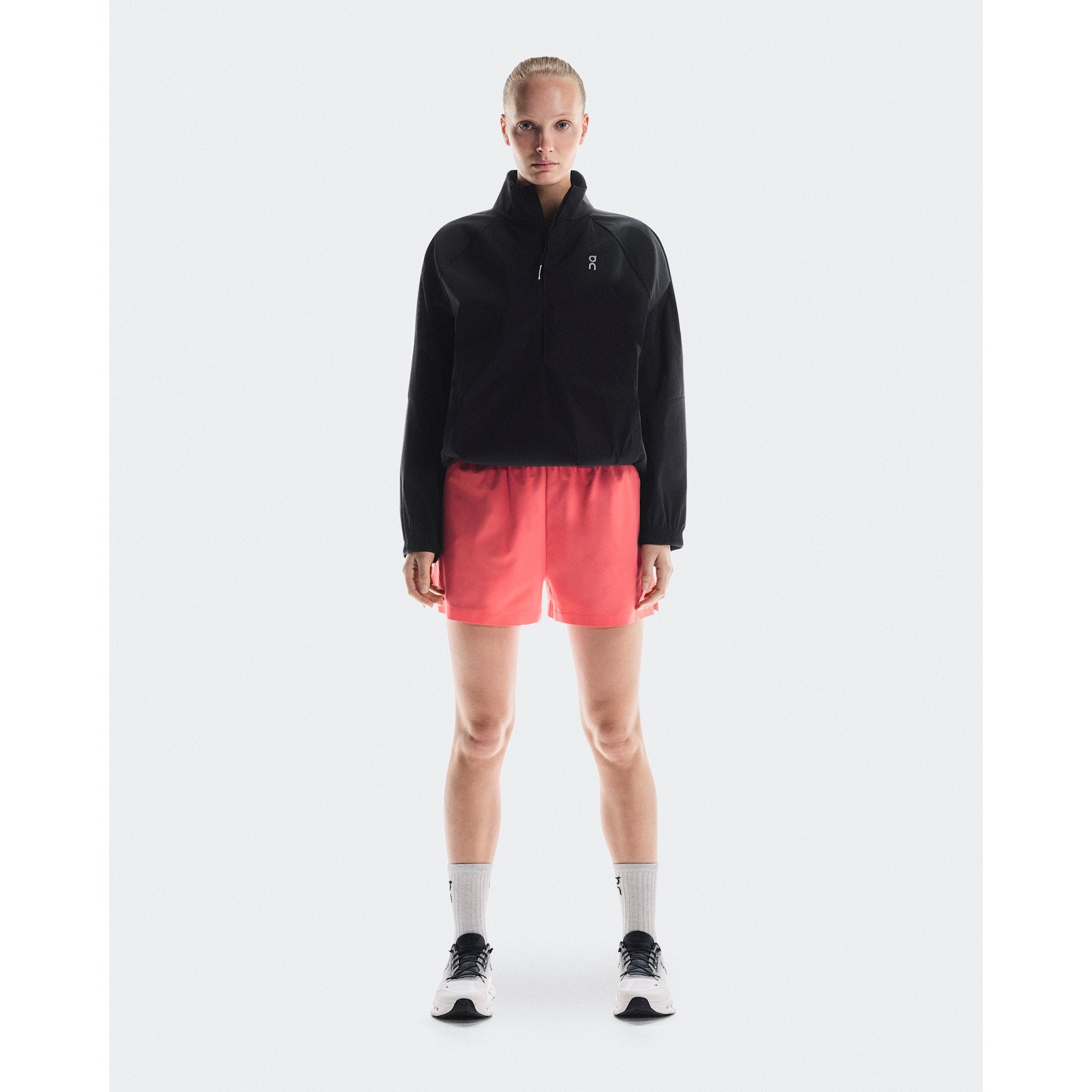 On Focus Shorts Coral