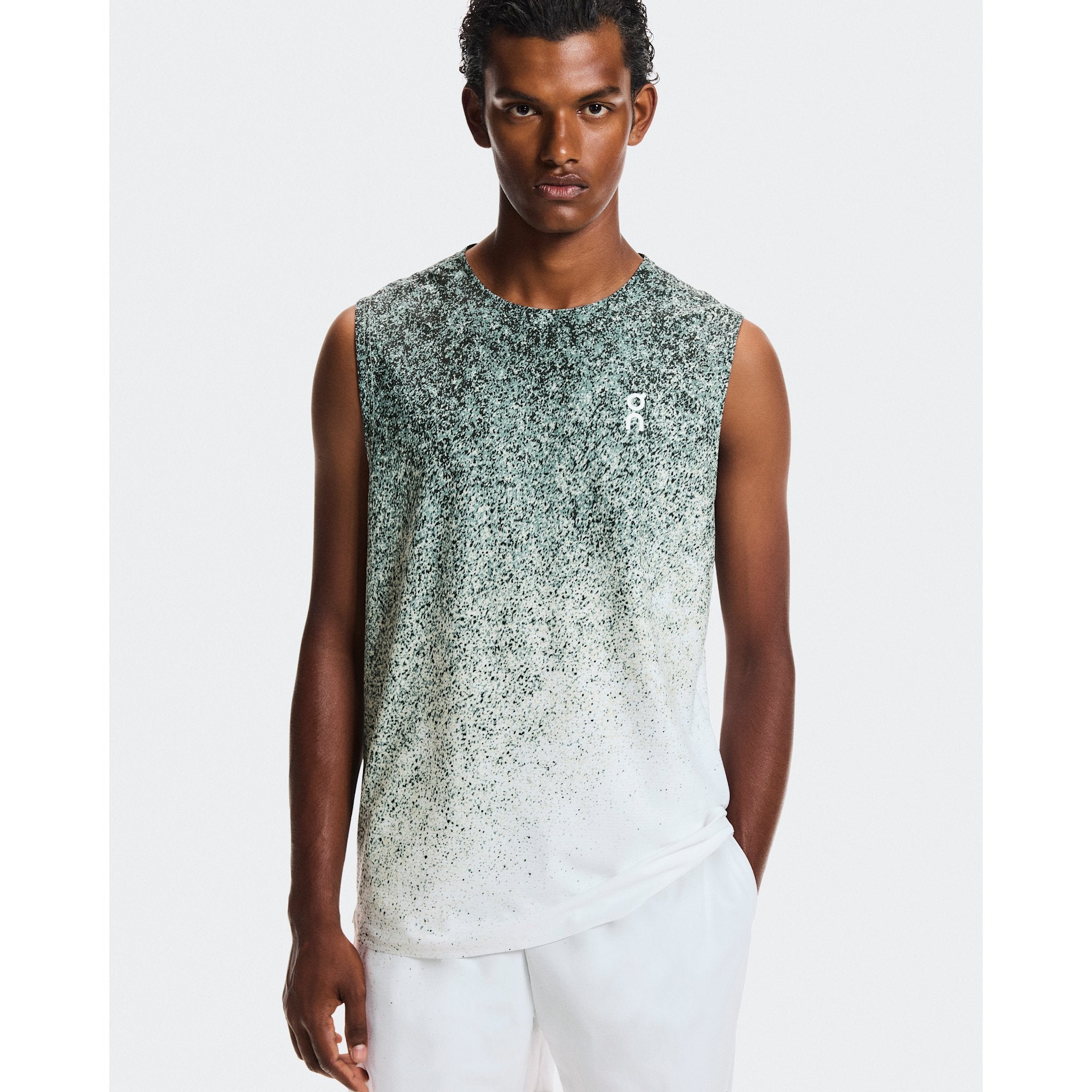 On Court Tank Fade Mineral | White