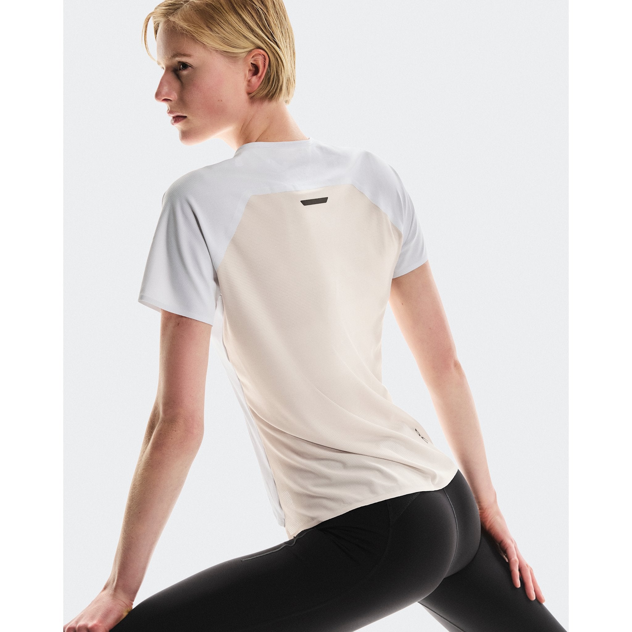 On Performance-T White | Silver