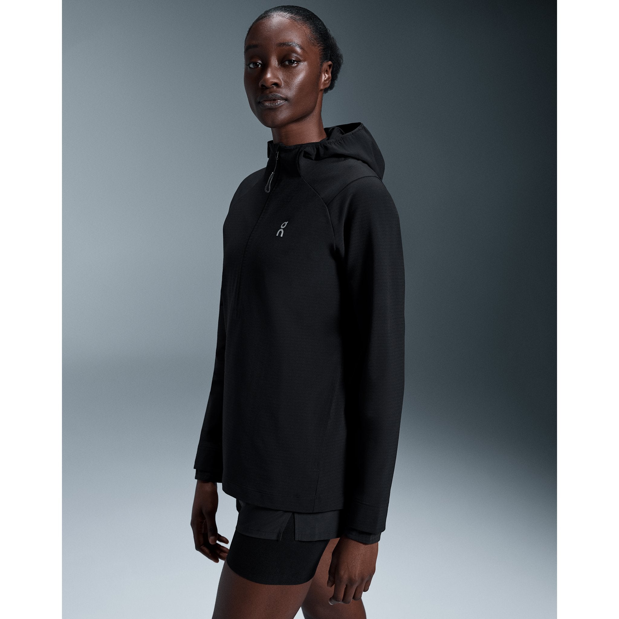On Pace Hoodie Black