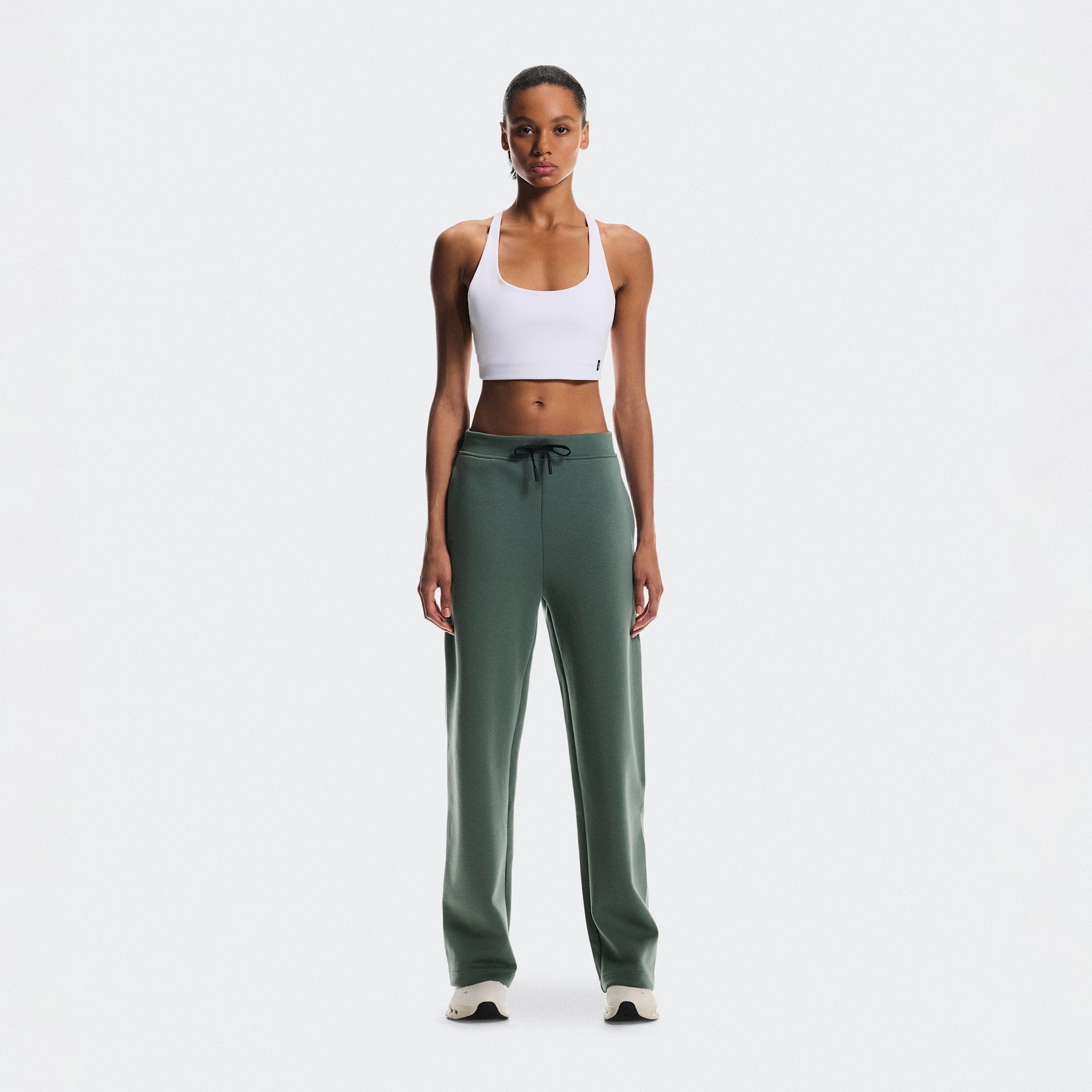 On Focus Tech Sweatpants Olive