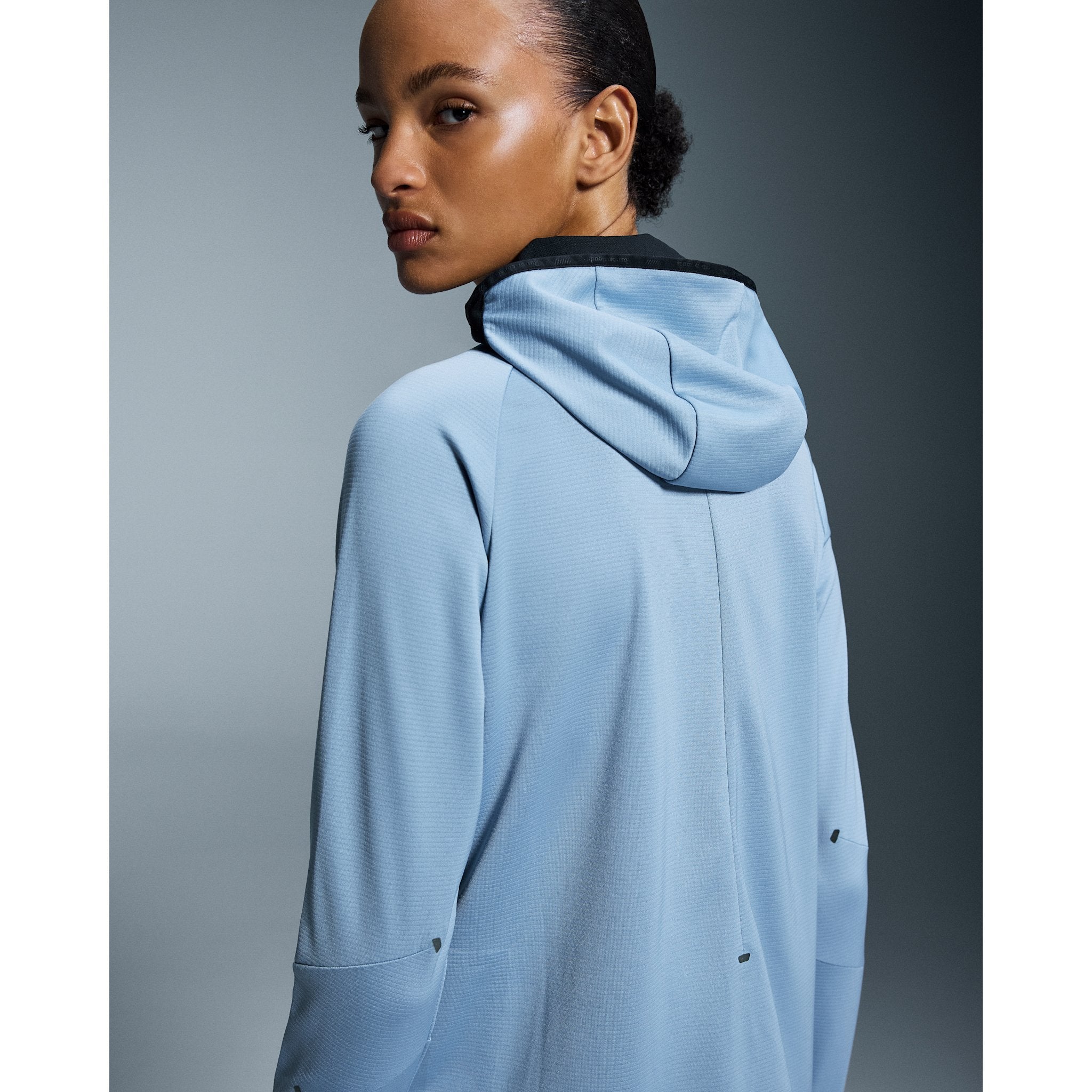 On Climate Zip Hoodie Chambray