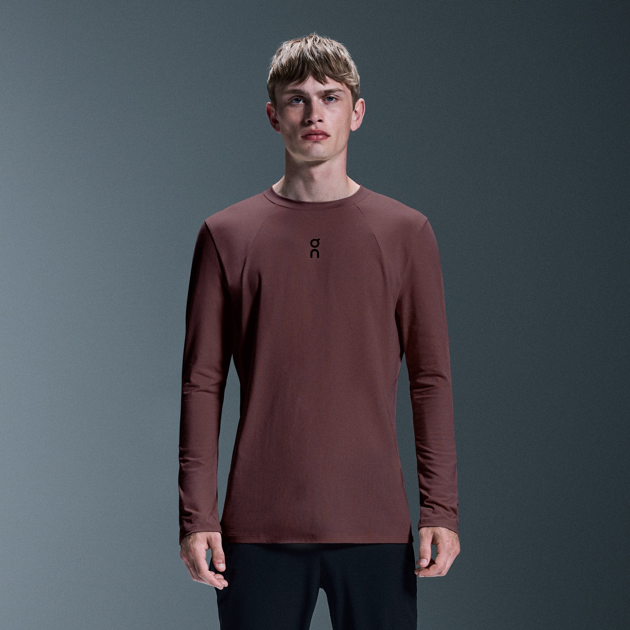 On Trek Long-T Black