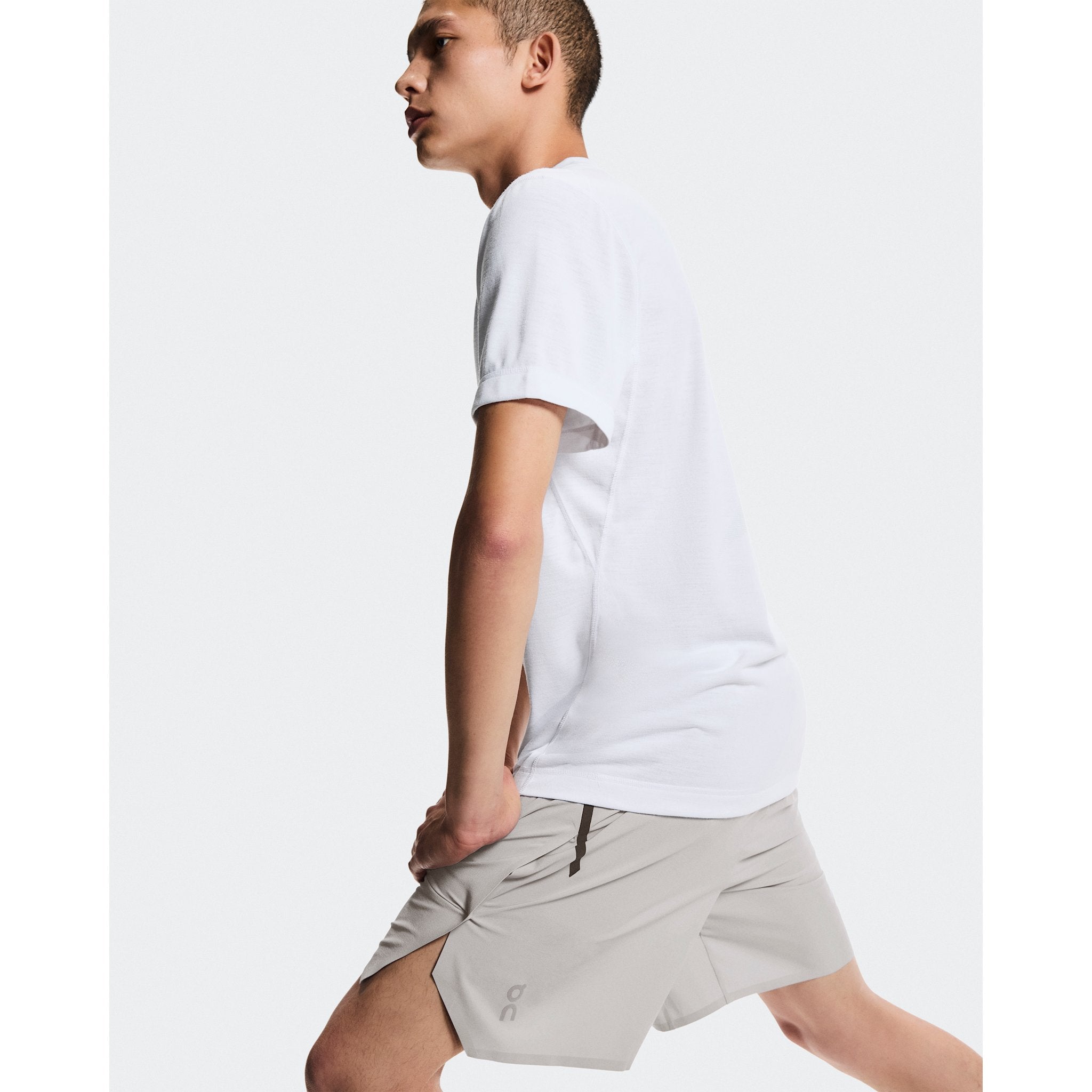 On Train Shorts Alloy