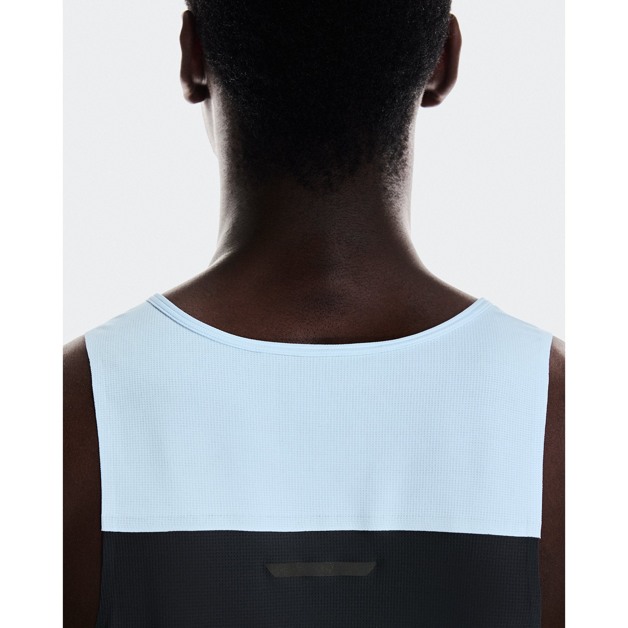 On Performance Tank Arctic | Eclipse