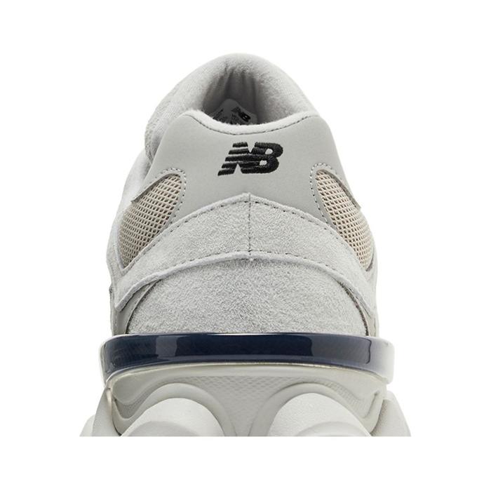 New Balance 9060 'Silver Metallic Grey'